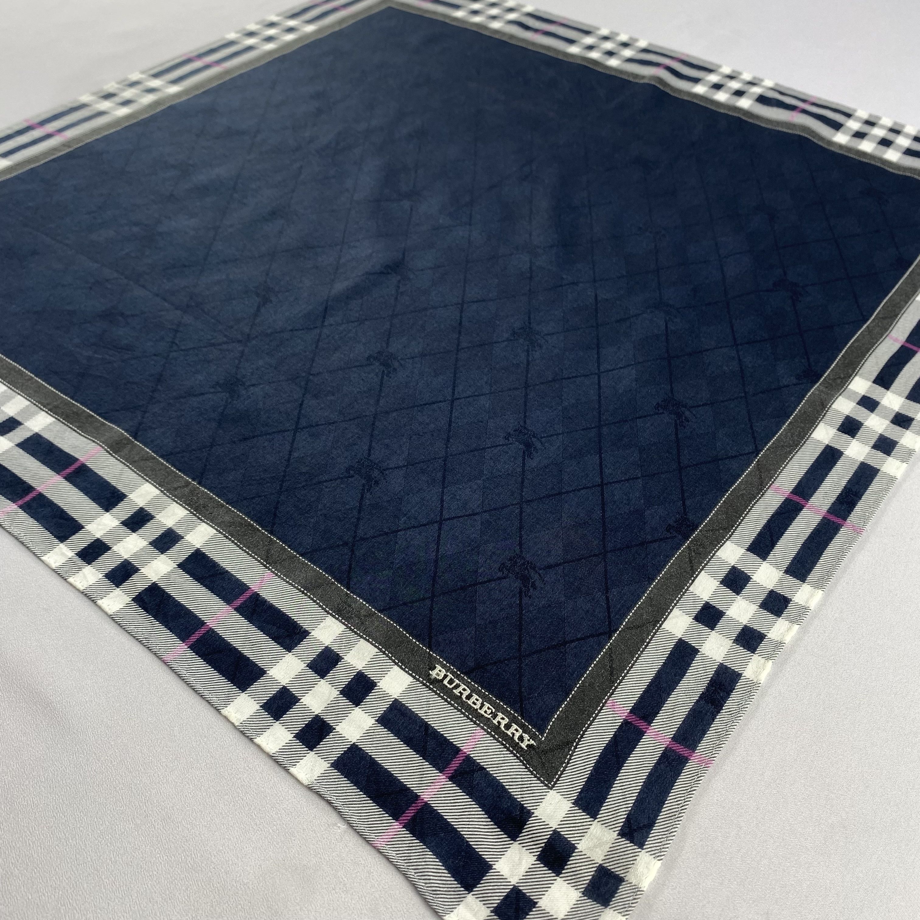 Burberry × Vintage Burberry Handkerchief / Neckerchief / Bandana-P1639 Size ONE SIZE - 2 Thumbnail
