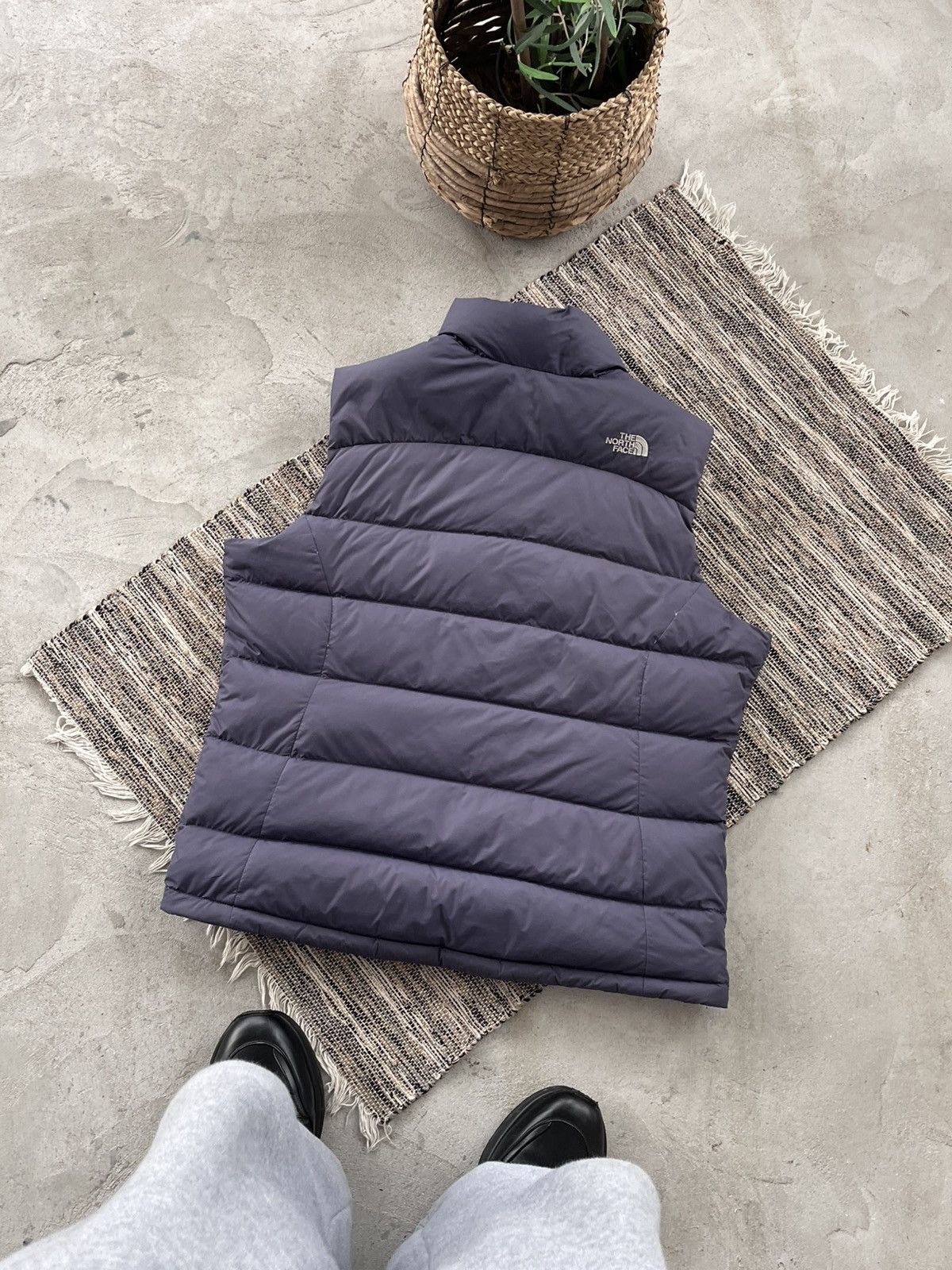 The North Face Vintage The North Face 700 Blue Pink Outdoor Puffer Vest Size XL / US 12-14 / IT 48-50 - 2 Thumbnail