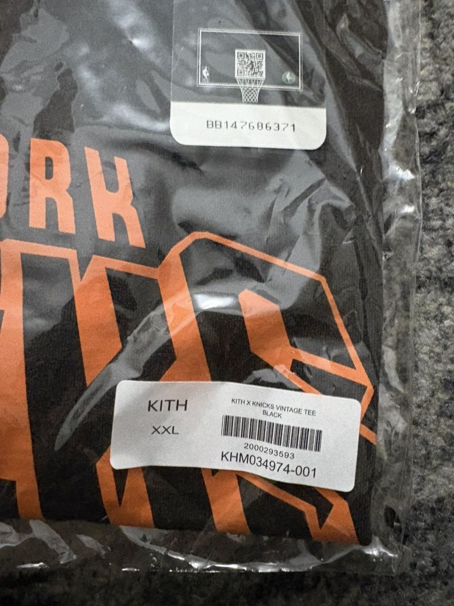 Kith × NBA KITH X NEW YORK KNICKS VINTAGE TEE BLACK Size US XXL / EU 58 / 5 - 3 Thumbnail