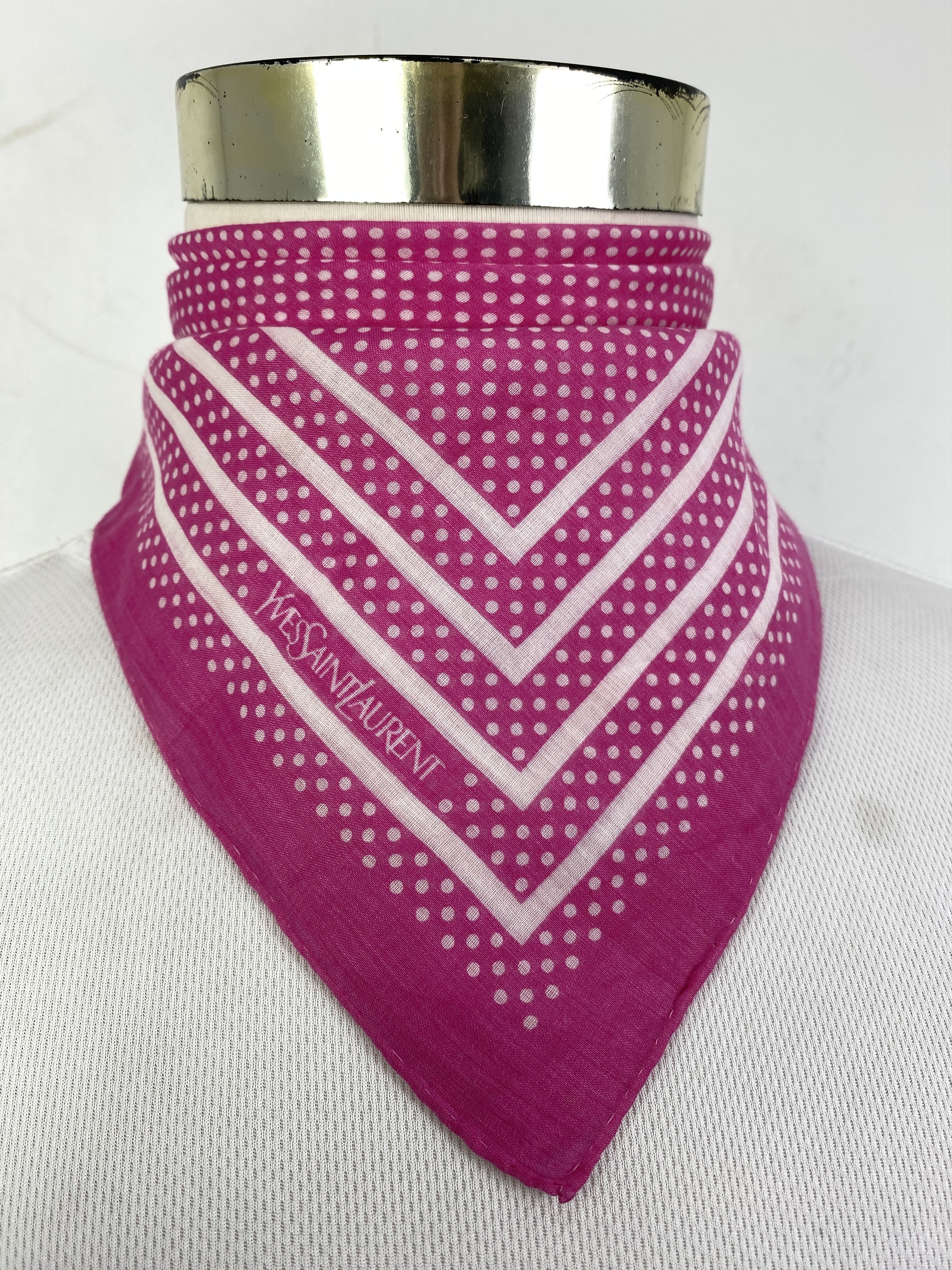 Yves Saint Laurent Yves Saint Laurent Handkerchief / Neckerchief HKC0839 Size ONE SIZE - 2 Thumbnail