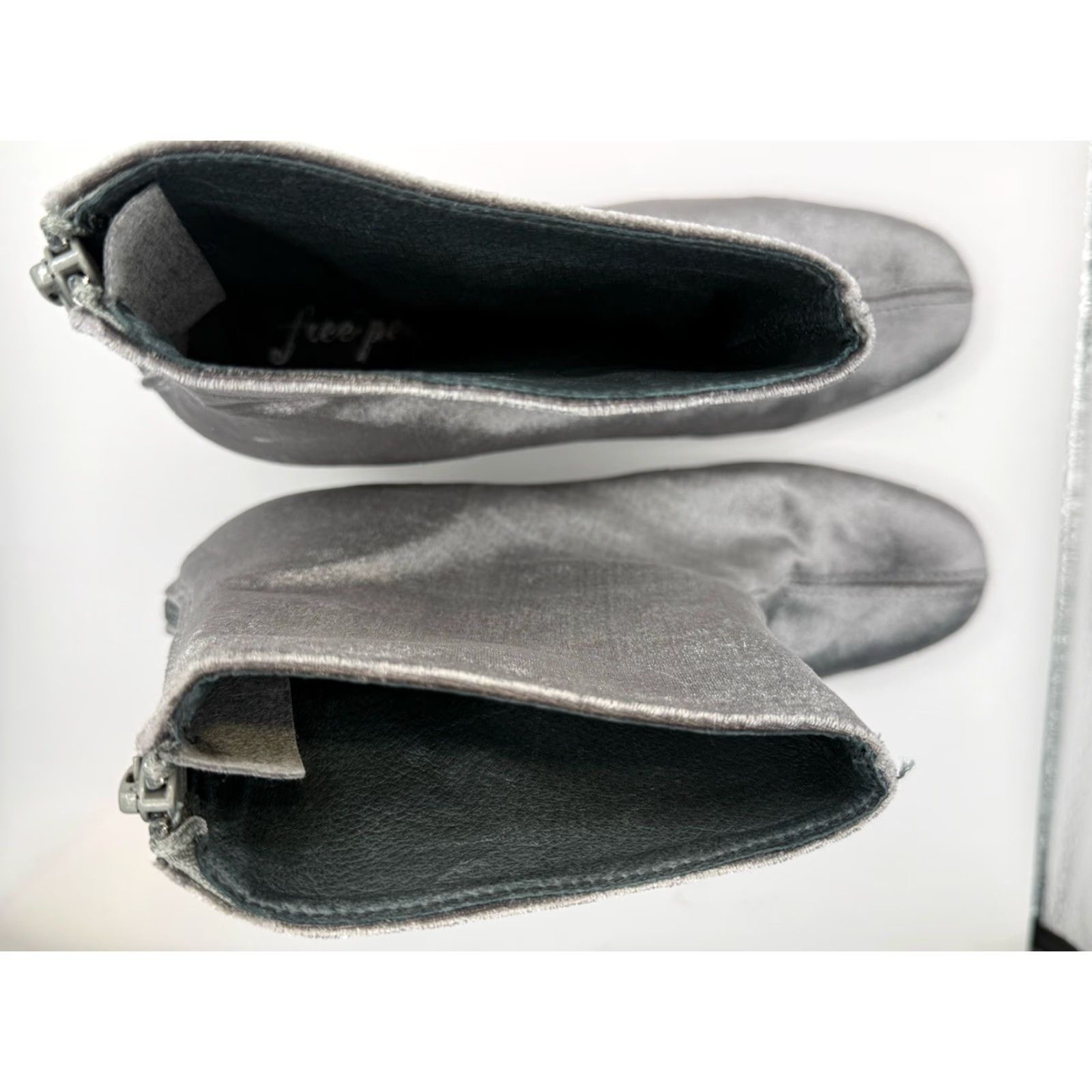 Free People FREE PEOPLE GRAY VELVET ANKLE BOOTS Back Zip EU 39 US 8.5 Size US 6 / IT 36 - 6 Thumbnail