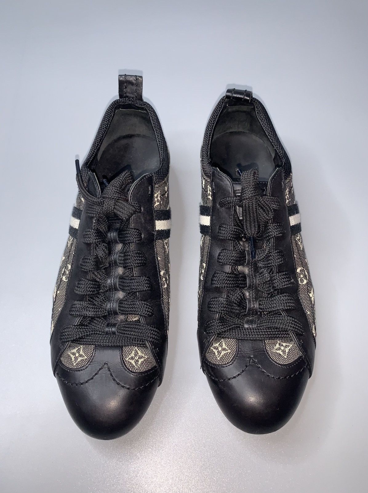 Louis Vuitton Louis Vuitton Mini Lin Monogram Sneakers Size US 5 / IT 35 - 3 Thumbnail