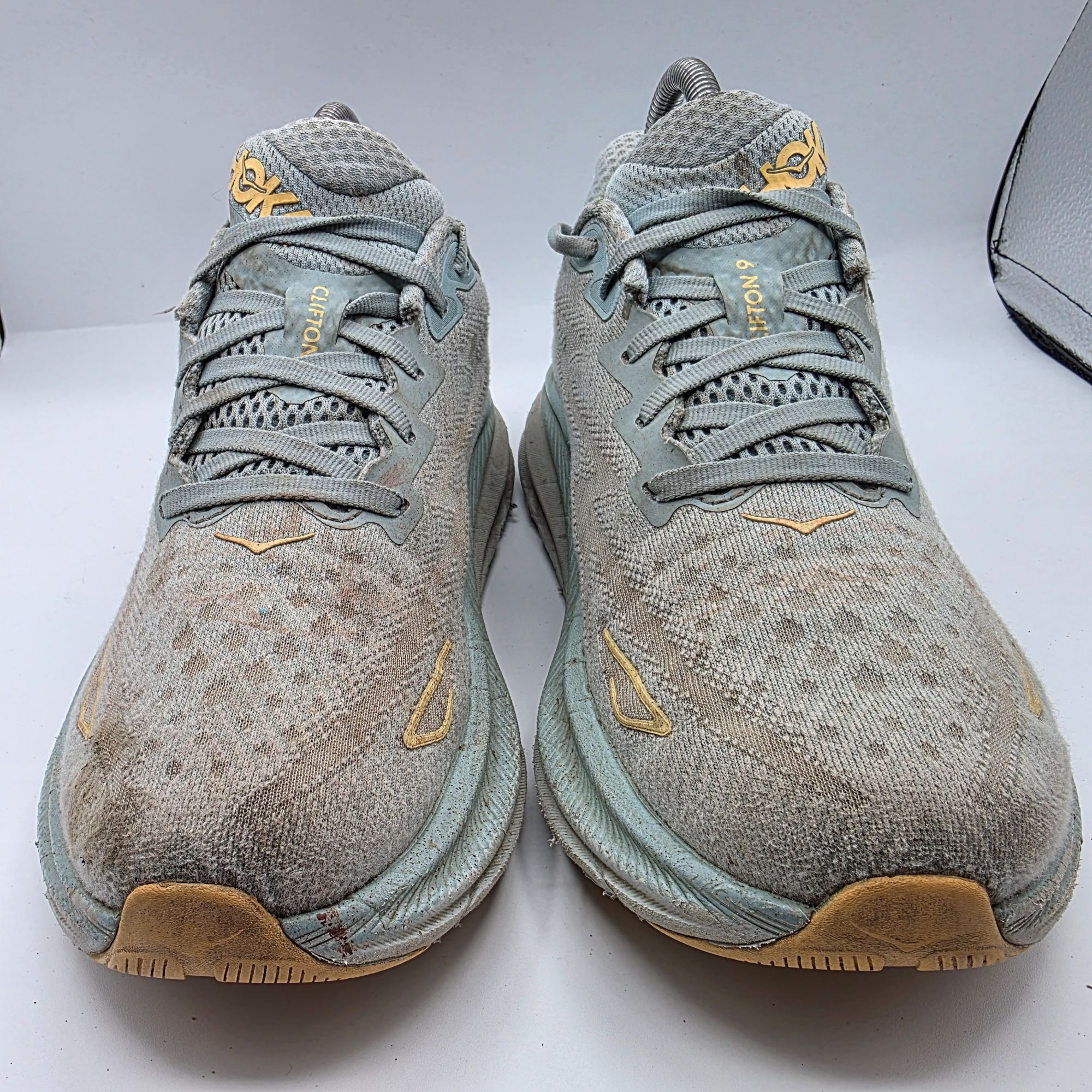 Hoka Hoka One One Clifton 9 Womens Size 7 B Cloud Blue Ice White Size US 7 / IT 37 - 2 Thumbnail