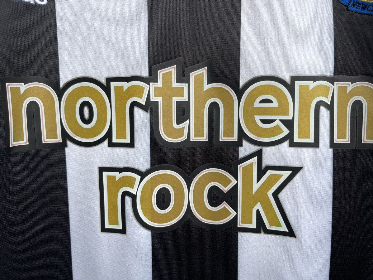 Adidas Newcastle United 2005 home football shirt Jersey adidas OWEN Size US S / EU 44-46 / 1 - 4 Thumbnail