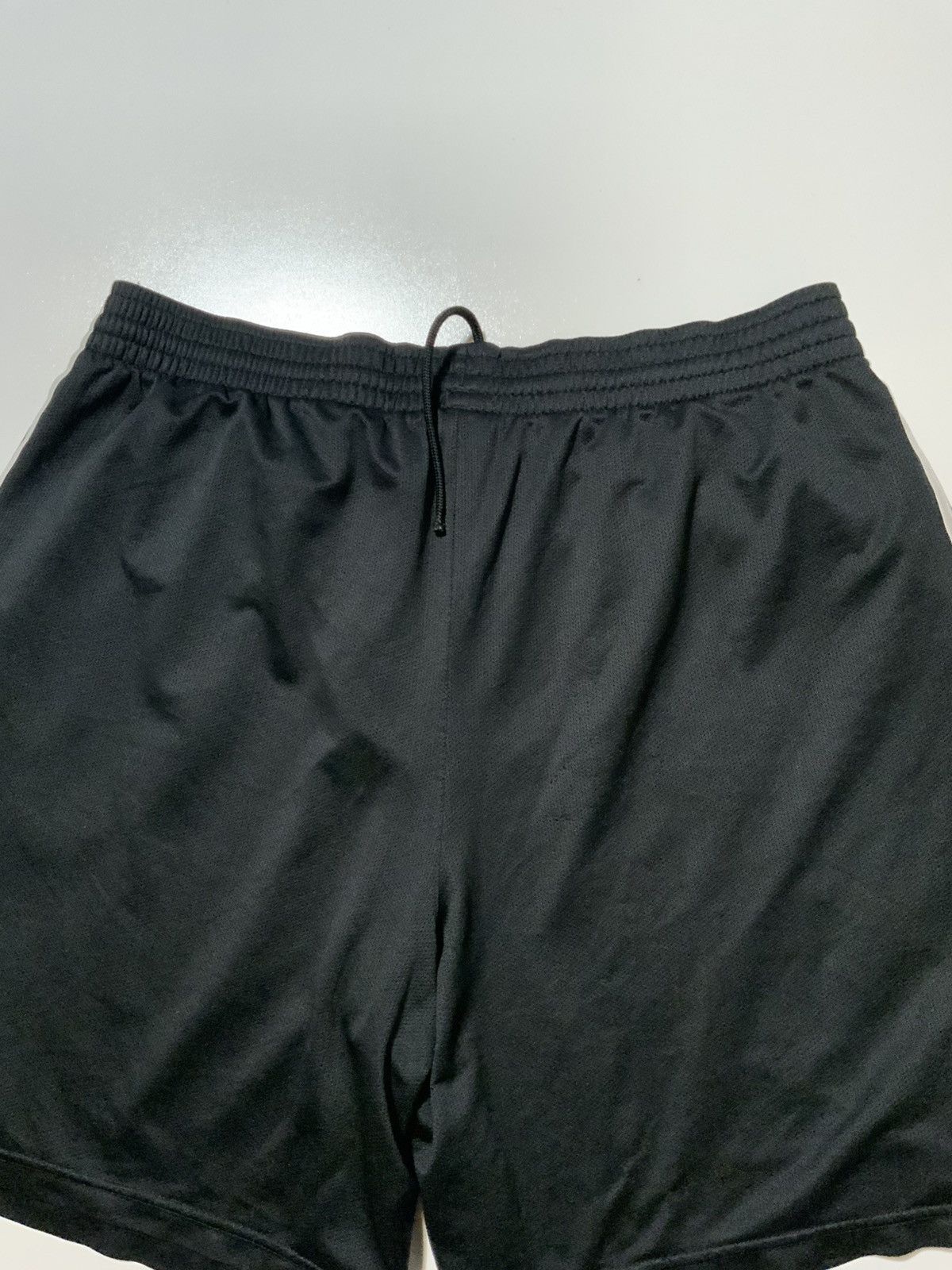 Adidas × NBA Adidas 2010-11 Chicago Bulls Basketball Practice Shorts Size US 40 / EU 56 - 8 Thumbnail