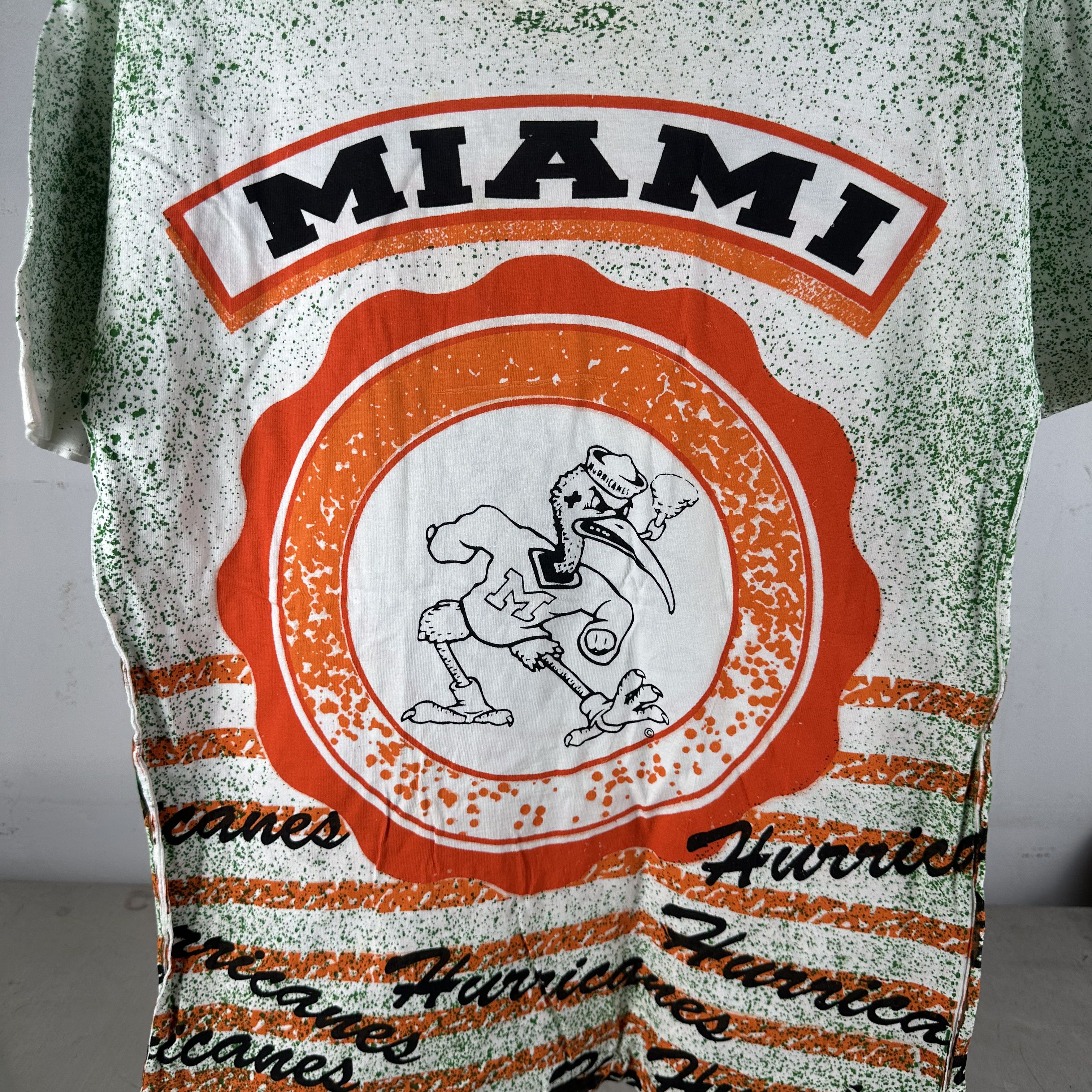 Vintage Vintage 90s Miami Hurricanes NCAA AOP Single Stitch T-Shirt Size US L / EU 52-54 / 3 - 2 Thumbnail