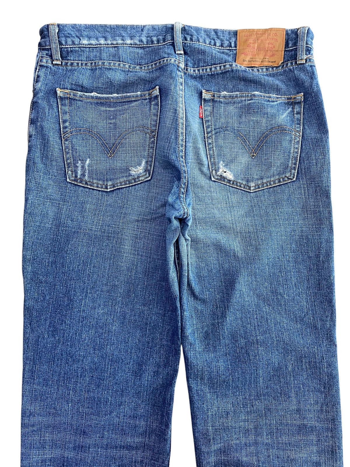 Levi's Levi’s Ripped Faded Wash Style Loose Jeans Size US 36 / EU 52 - 4 Thumbnail