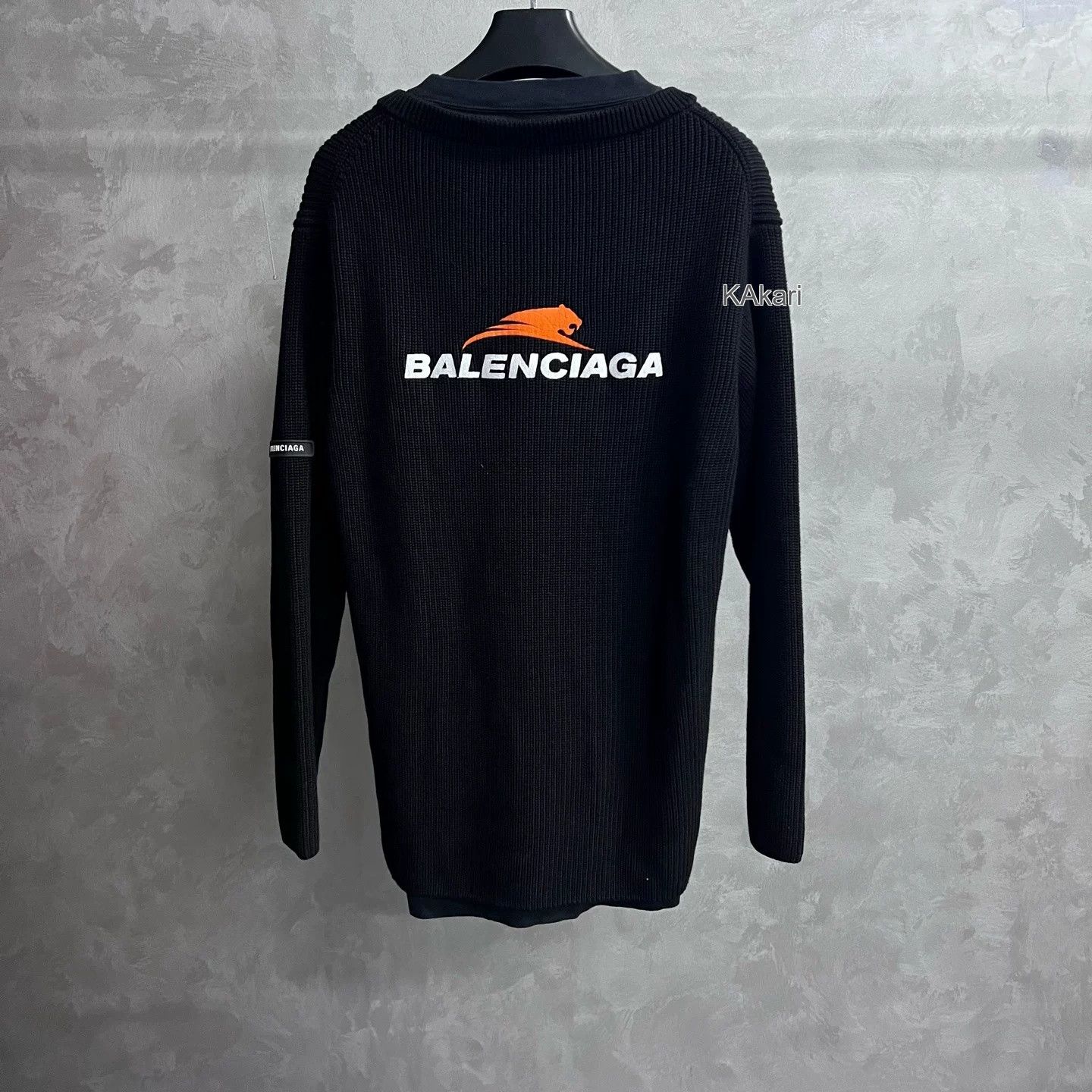 Balenciaga Balenciaga Black Logo V-Neck Layered Pullover Size US S / EU 44-46 / 1 - 5 Thumbnail