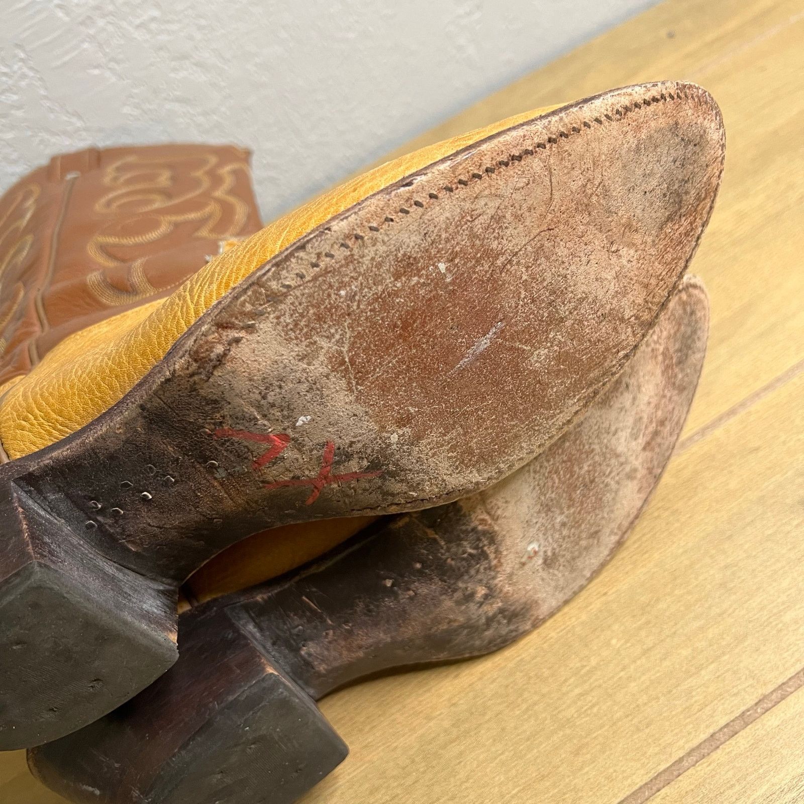 Vintage Nocona USA Cowboy Boots Mens 11 C Brown Tan Western Leather Size US 11 / EU 44 - 16 Thumbnail