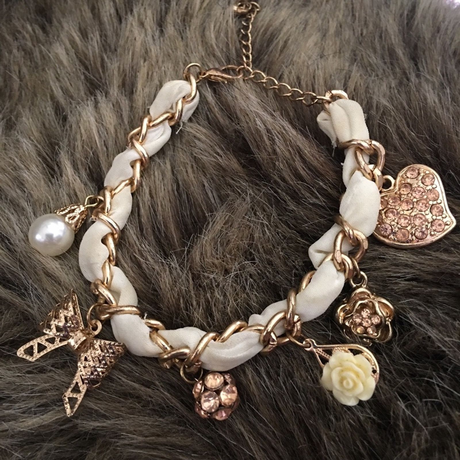 Jewelry Victorian style cream silk chain charm bracelet Size ONE SIZE - 5 Thumbnail