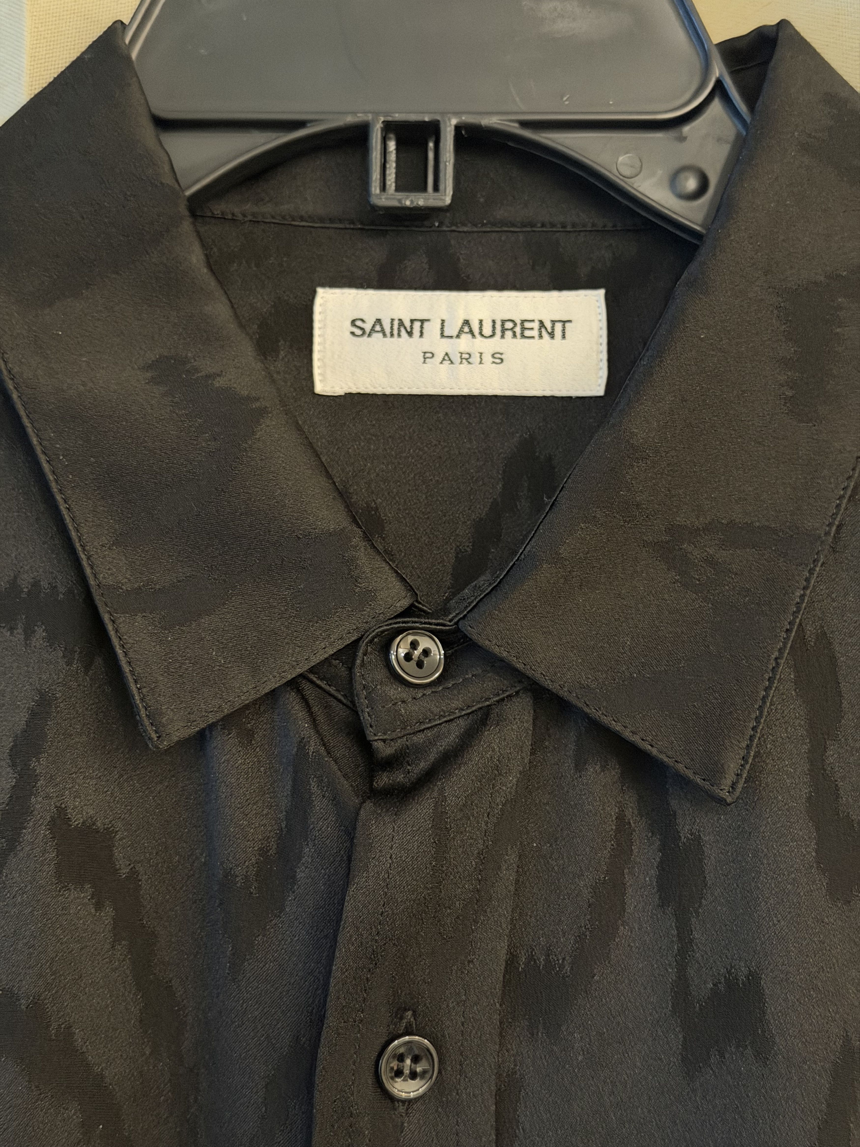 Saint Laurent Paris OVERSIZE SHIRT IN MATTE AND SHINY SILK Size US L / EU 52-54 / 3 - 3 Thumbnail