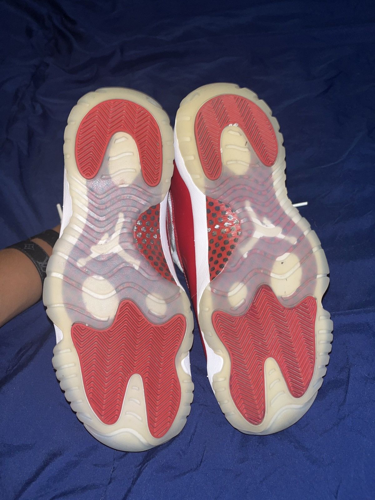 Jordan Brand Jordan 11 Cherry Size US 9 / EU 42 - 7 Thumbnail