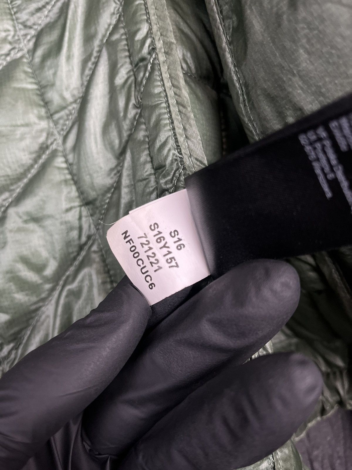 The North Face ⛰️The North Face TNF thermoball women micropuffer jacket Size S / US 4 / IT 40 - 9 Thumbnail