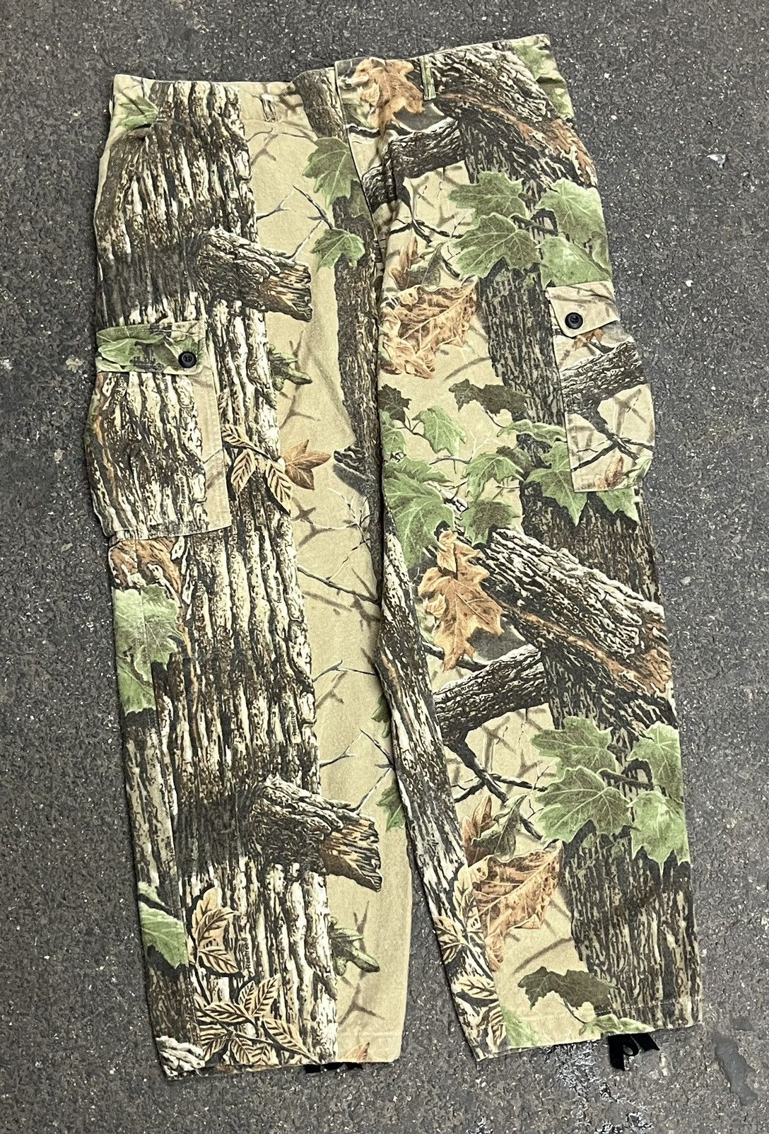 Realtree × Vintage Realtree camo cargo baggy fit pants streetwear skater hype Size US 38 / EU 54 - 1 Thumbnail