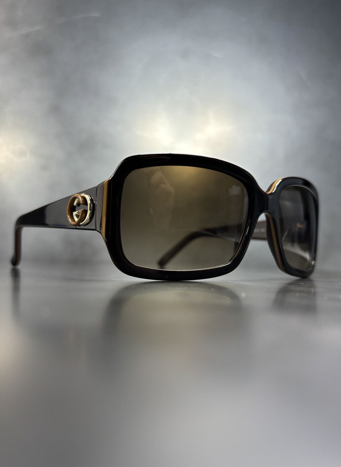 Gucci Gucci Sunglasses Overiszed Rectangular Italy GG 3159/S Size ONE SIZE - 1 Thumbnail