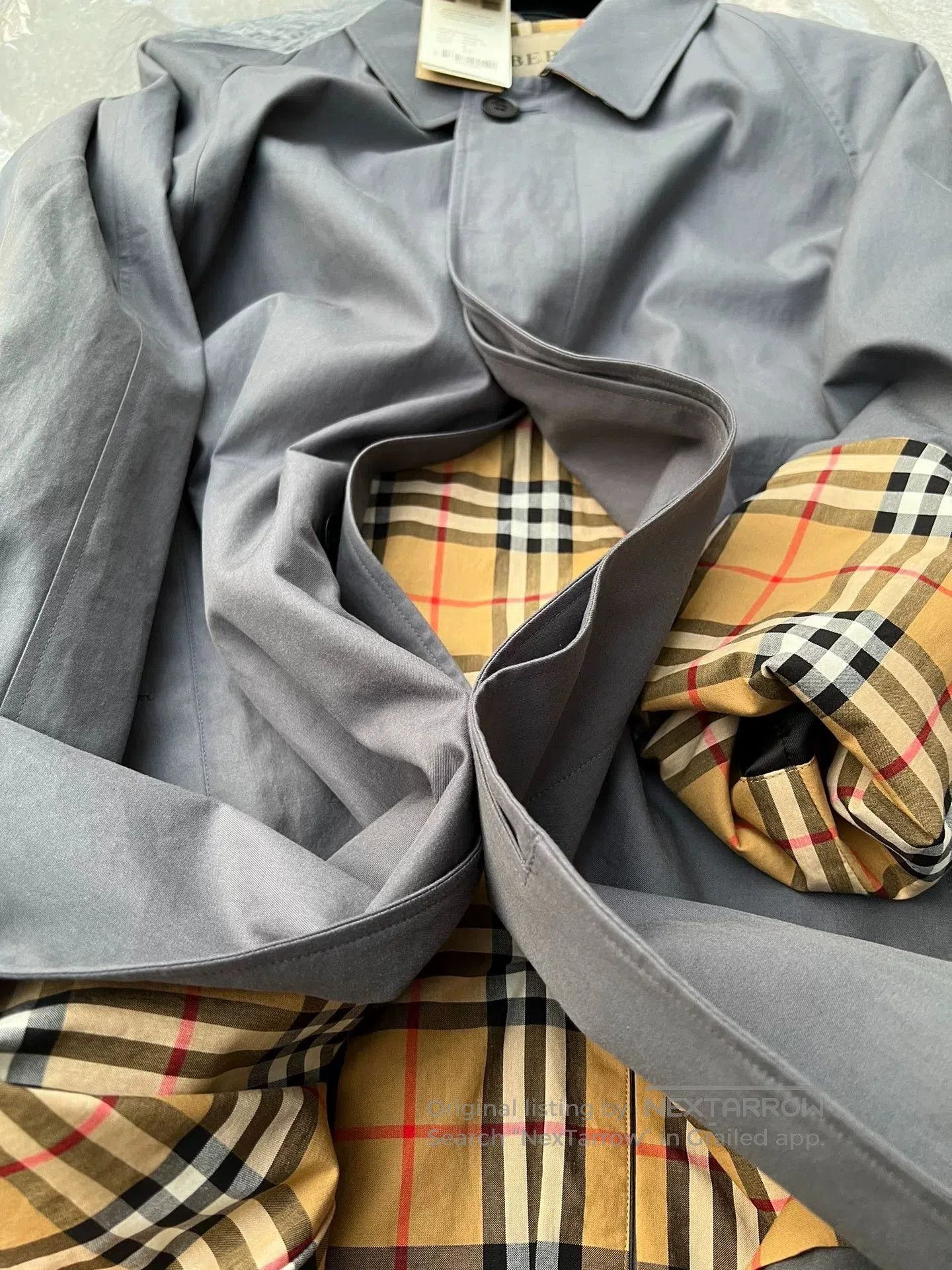 Burberry Burberry Men's Trench Coat. Size US L / EU 52-54 / 3 - 8 Thumbnail