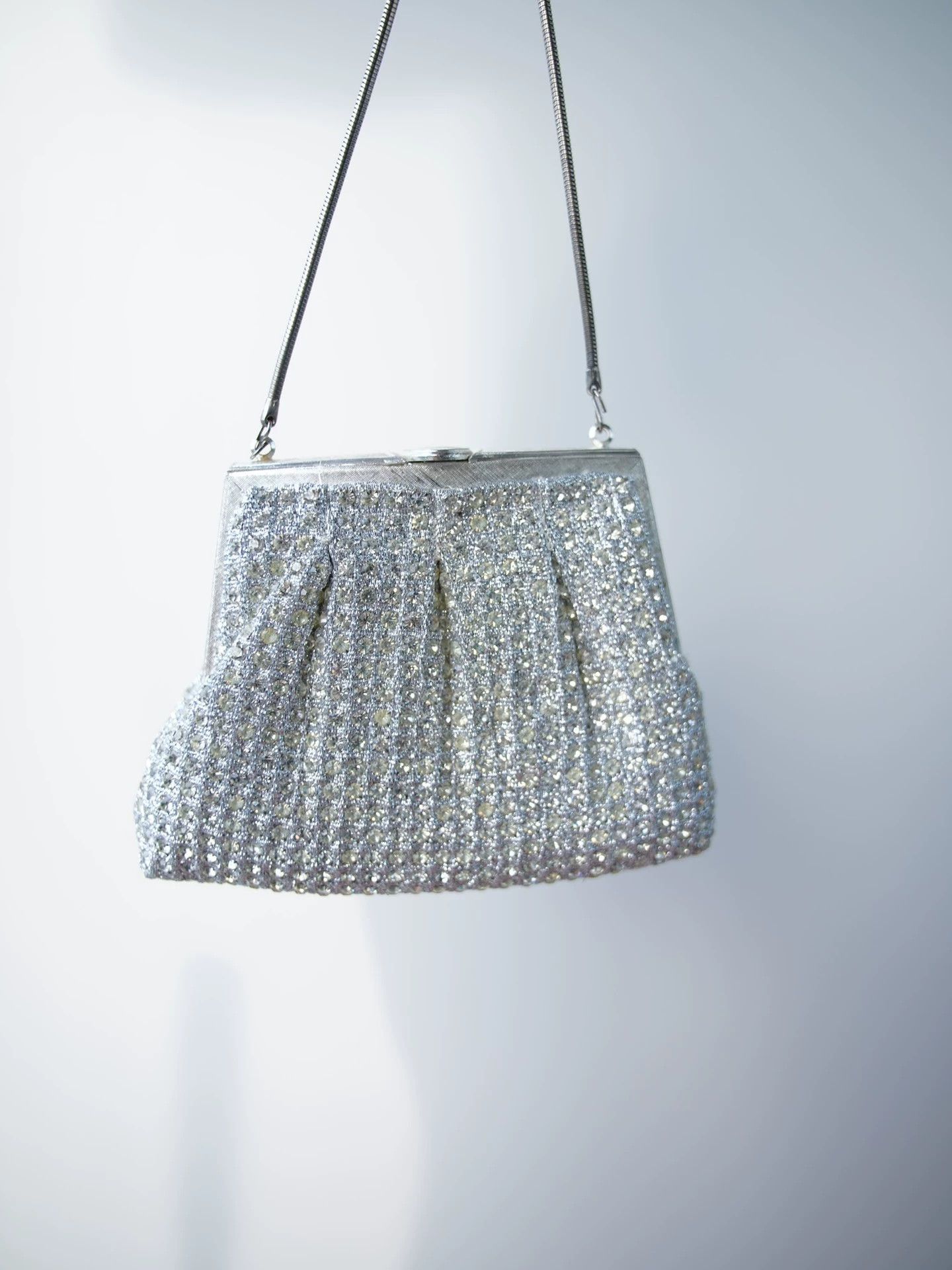 Vintage Vintage Crystal Woven Silver Base White Evening Clutch Size ONE SIZE - 2 Thumbnail