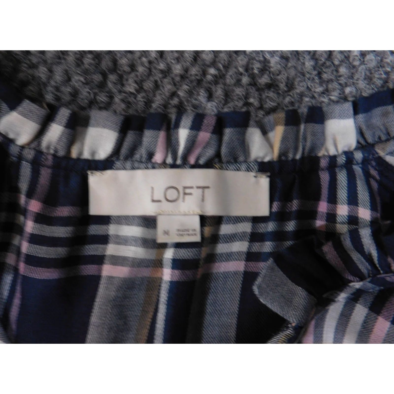 Ann Taylor Loft Ann Taylor Loft Blue Plaid Blouse M Women Lyocell Woven Pullover Casual Ruffle Long Sleeve Collared Denim Colorful Basic Size M / US 6-8 / IT 42-44 - 6 Thumbnail