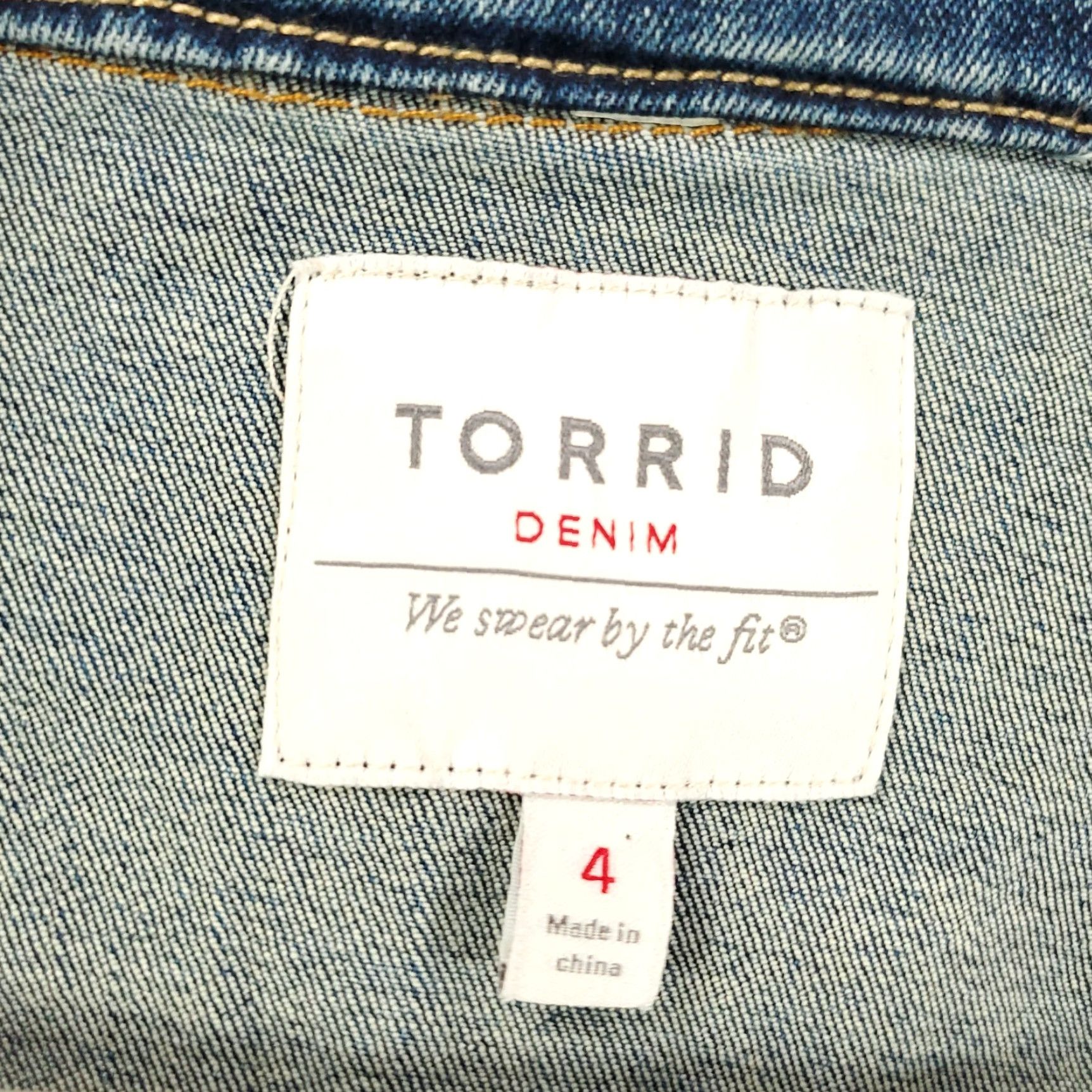 Torrid Torrid Trucker Jacket Denim Jean Jacket Button Up Stretch Blue Size 4X Womens Size 40" / US 18 - 4 Thumbnail
