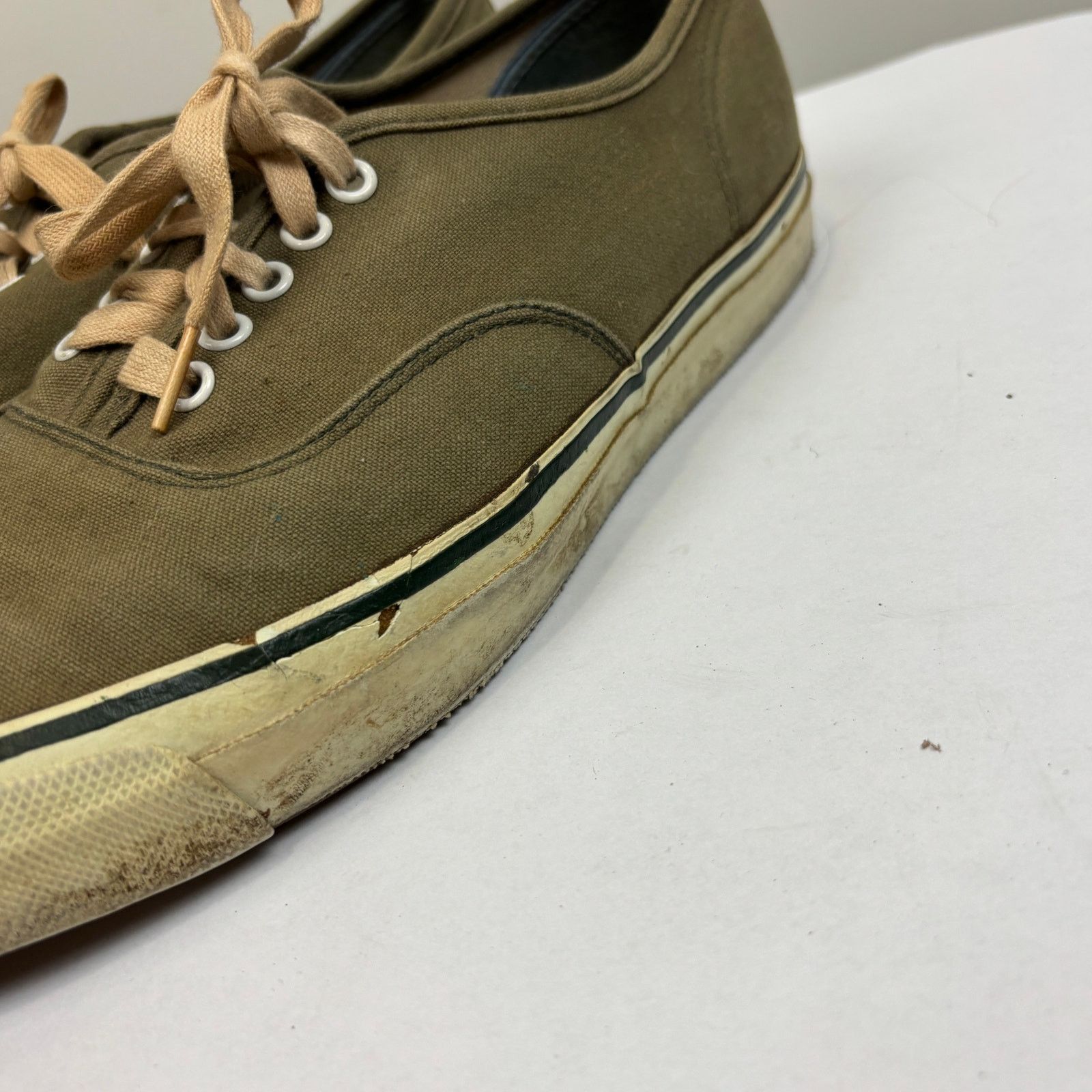 JCPenney Rare True Vintage 60s Penneys Deck Shoe Men's 10.5 Size US 10.5 / EU 43-44 - 15 Thumbnail