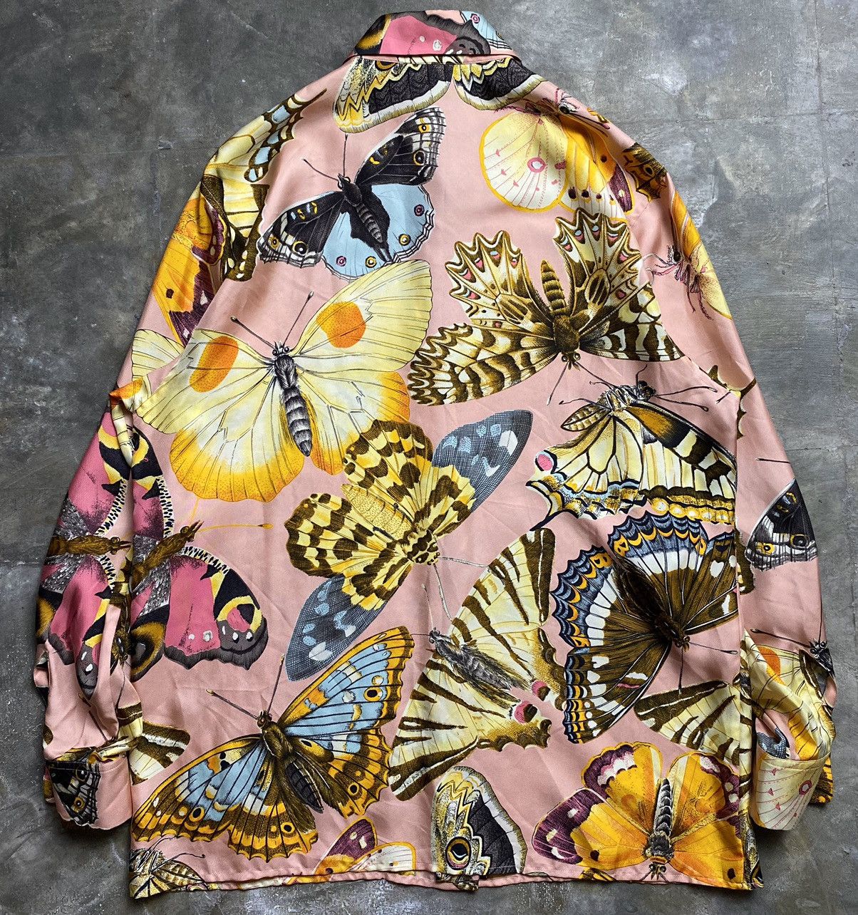 Gucci Gucci SS92 Butterfly Print Silk Shirt Size M / US 6-8 / IT 42-44 - 5 Thumbnail