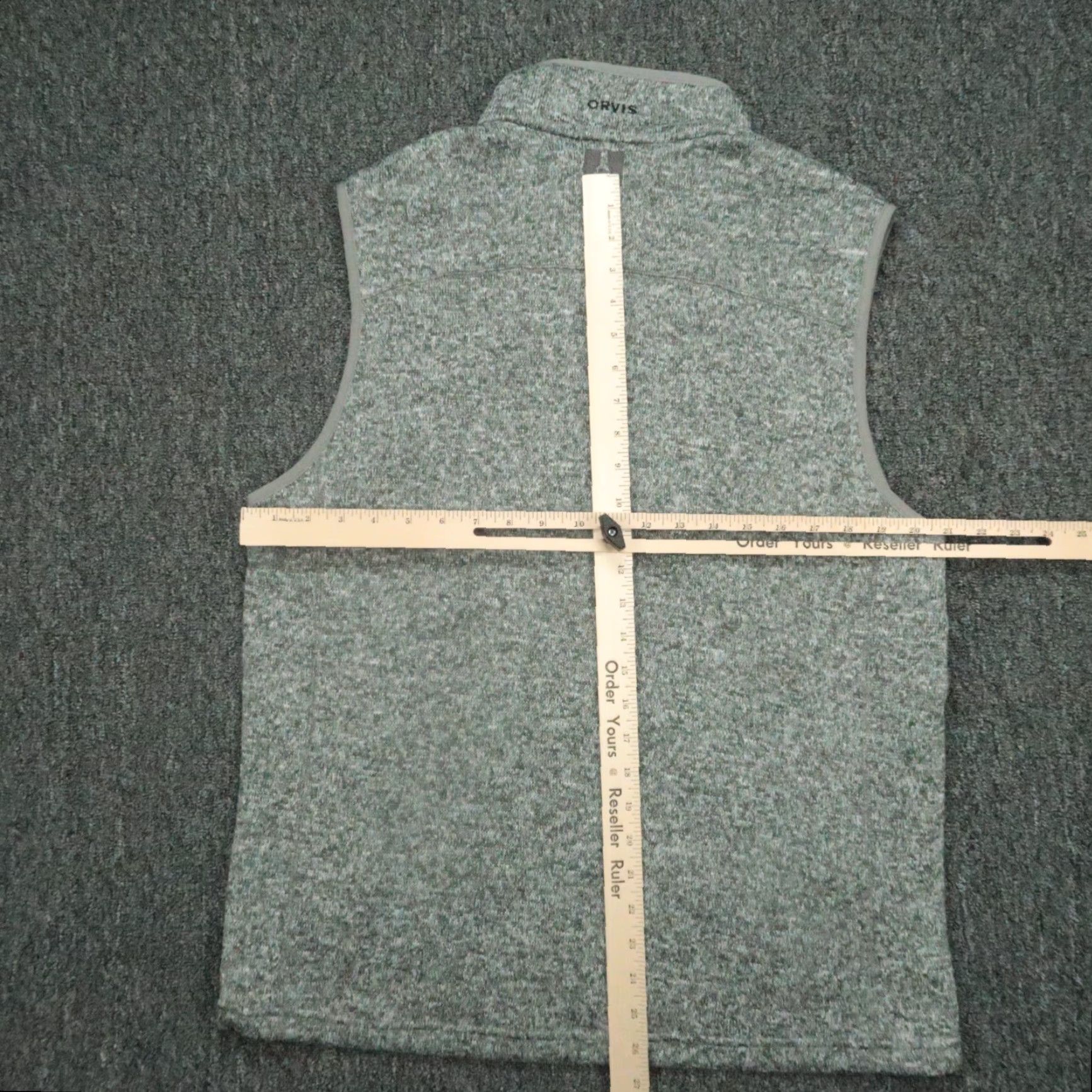 Orvis VINTAGE Orvis Vest Mens Medium Gray Fleece Full Zip Pockets Outdoors Hiking NWT Size US M / EU 48-50 / 2 - 7 Thumbnail