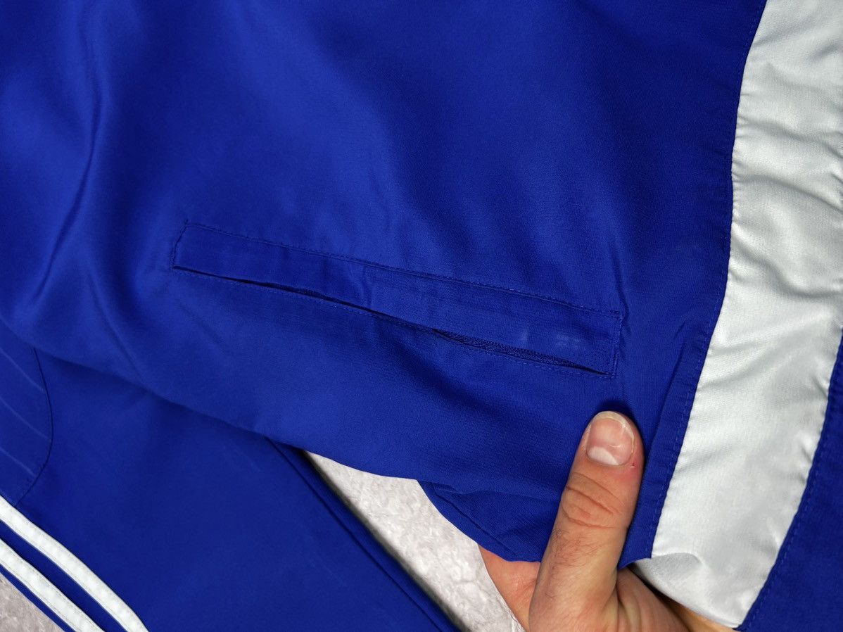 Adidas Adidas FC Chelsea Vintage Nylon Soccer Track Jacket Y2K Size US S / EU 44-46 / 1 - 11 Thumbnail