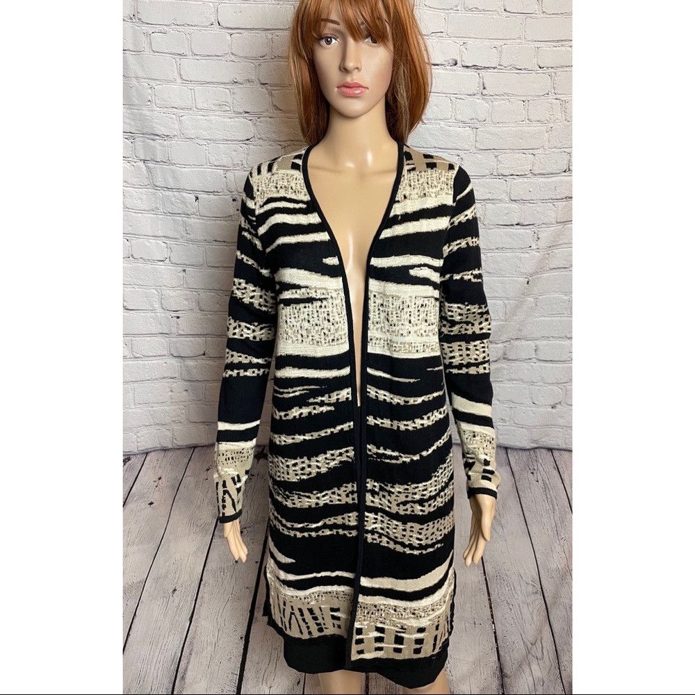 Chicos Chico's Analise Tribal Jacquard Cardigan Size 0 US S Size S / US 4 / IT 40 - 3 Thumbnail