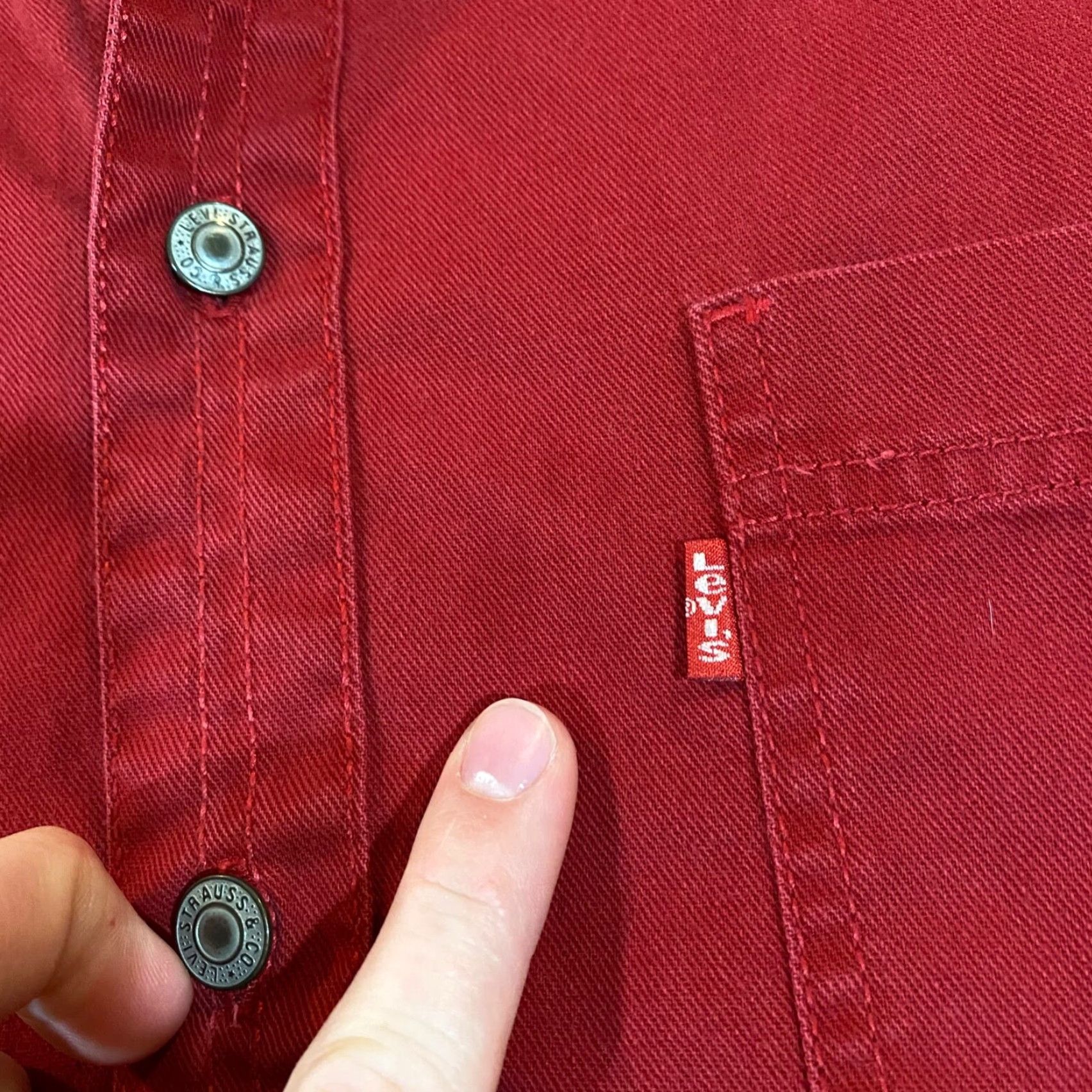 Levi's Levi's Button-Up Shirt Mens XL Red Denim Chest Pockets L/S Outdoors Vintage No Size US XL / EU 56 / 4 - 3 Thumbnail