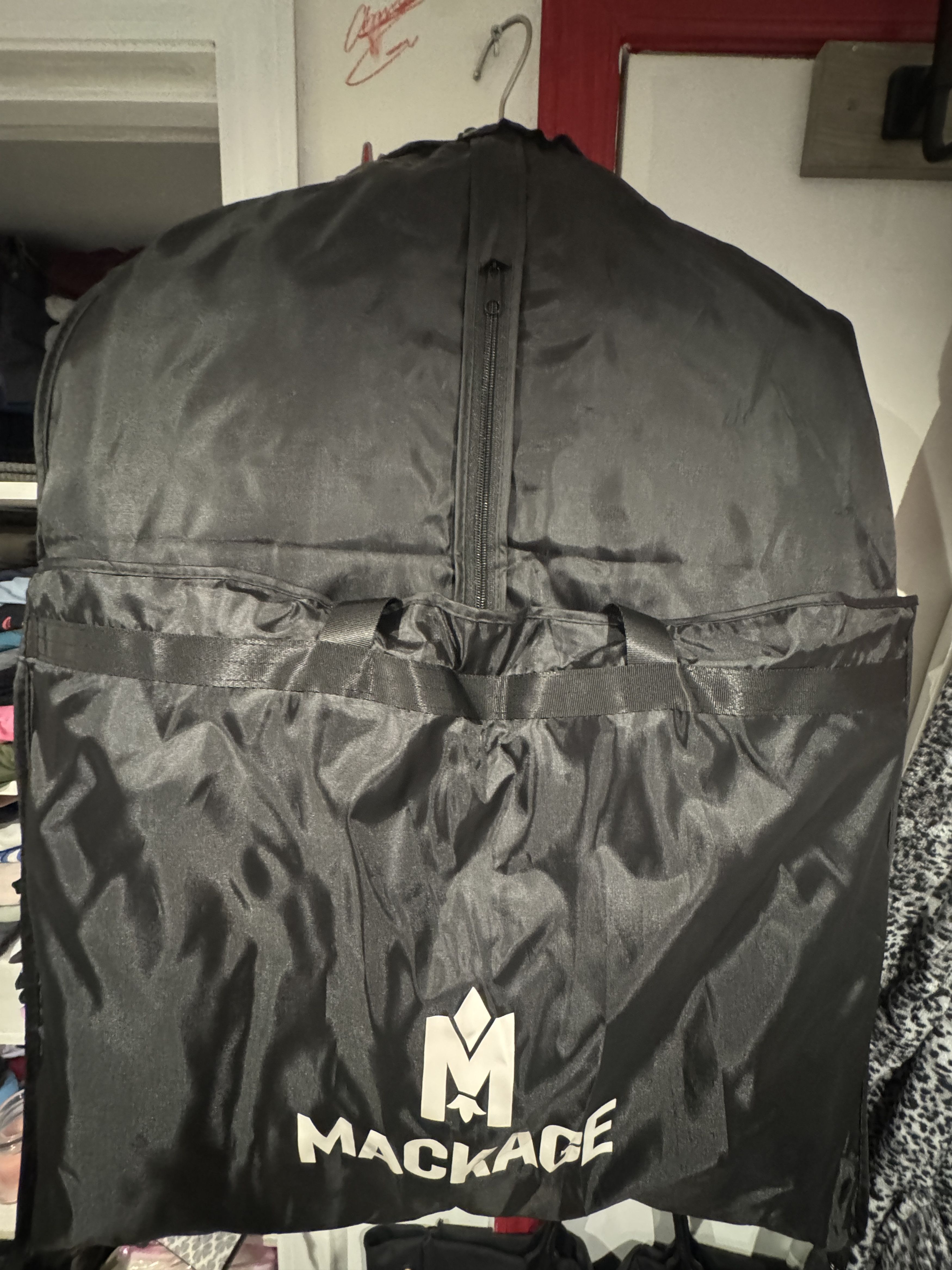 Mackage JAZMIN-O Size L / US 10 / IT 46 - 4 Thumbnail