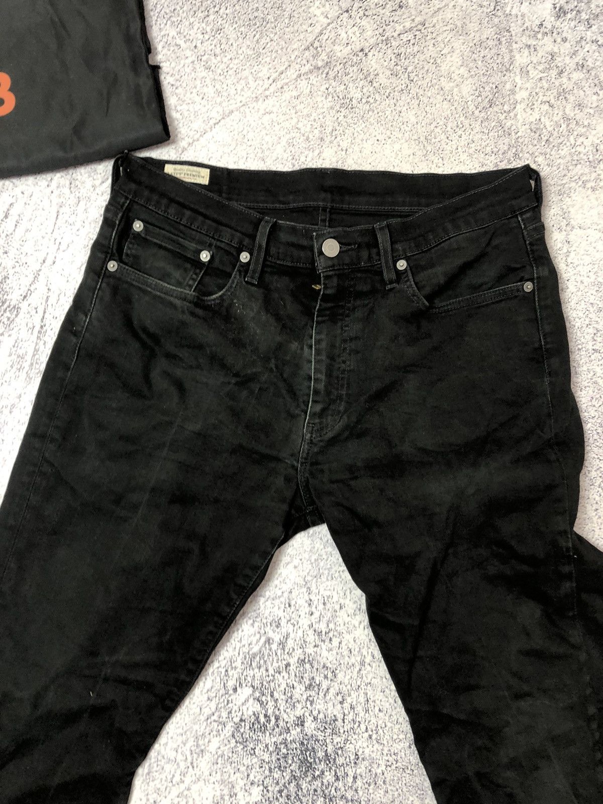 Levi's × Vintage Men’s vintage Levi’s 501 Size US 32 / EU 48 - 2 Thumbnail