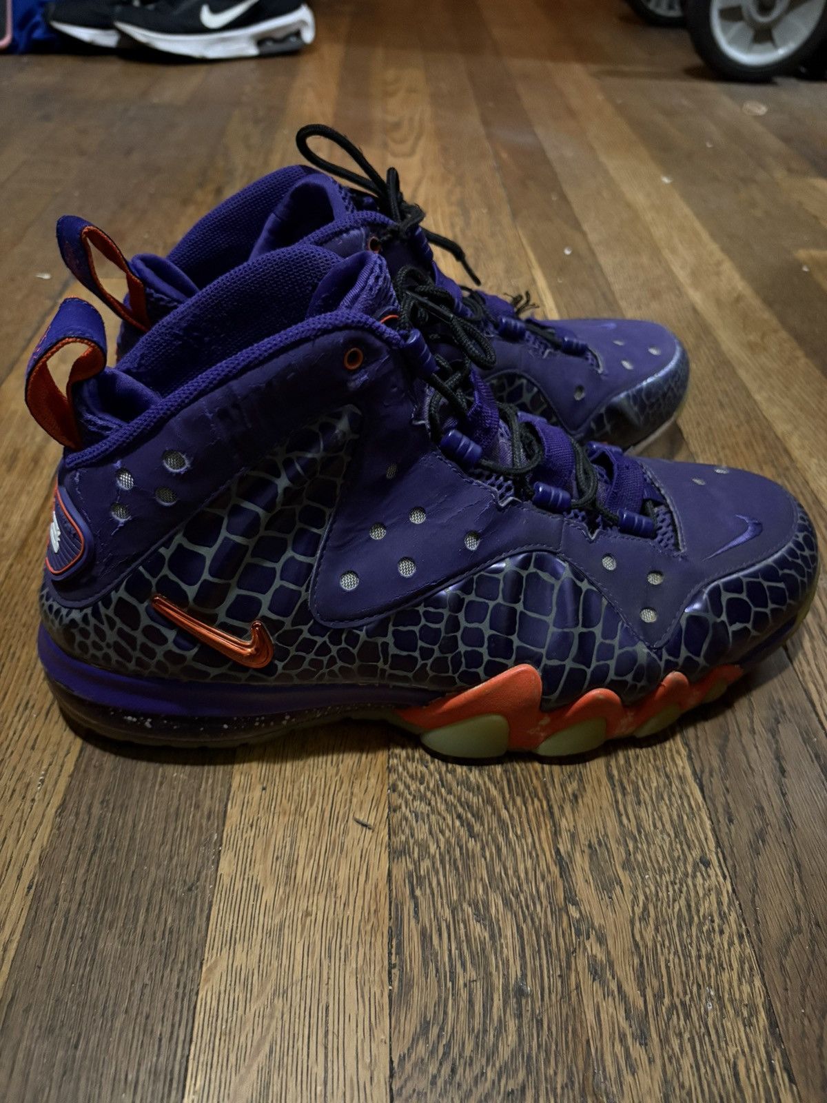 Nike NIKE Barkley Posite Max “Suns” Size US 10.5 / EU 43-44 - 3 Thumbnail