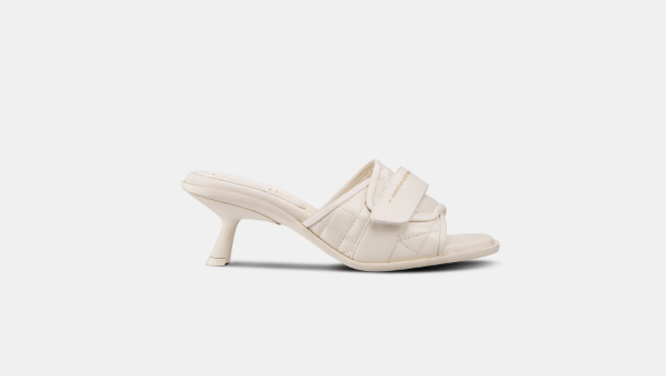 o1bcso1str0224 Heeled Slide in White