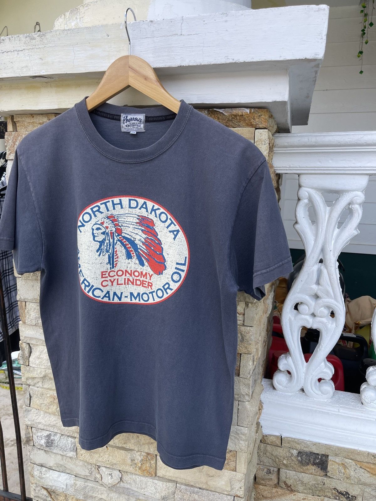 Japanese Brand × Pherrow's × Vintage Last Drop🔥Vtg Sun Faded PHERROW’S American Motor Oil T-Shirt Size US M / EU 48-50 / 2 - 3 Thumbnail