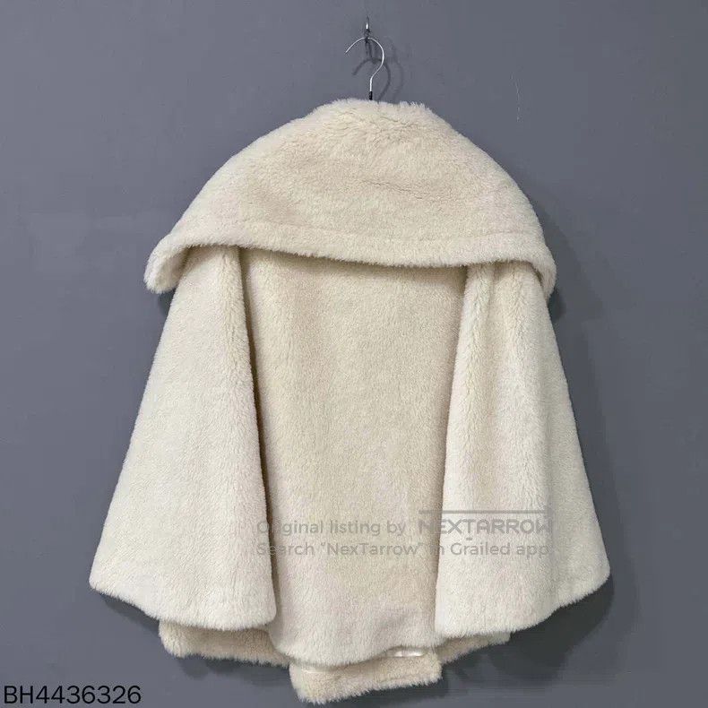 Max Mara Max Mara one-size-fits-all Cream Teddy Cloak Coat Size S / US 4 / IT 40 - 3 Thumbnail