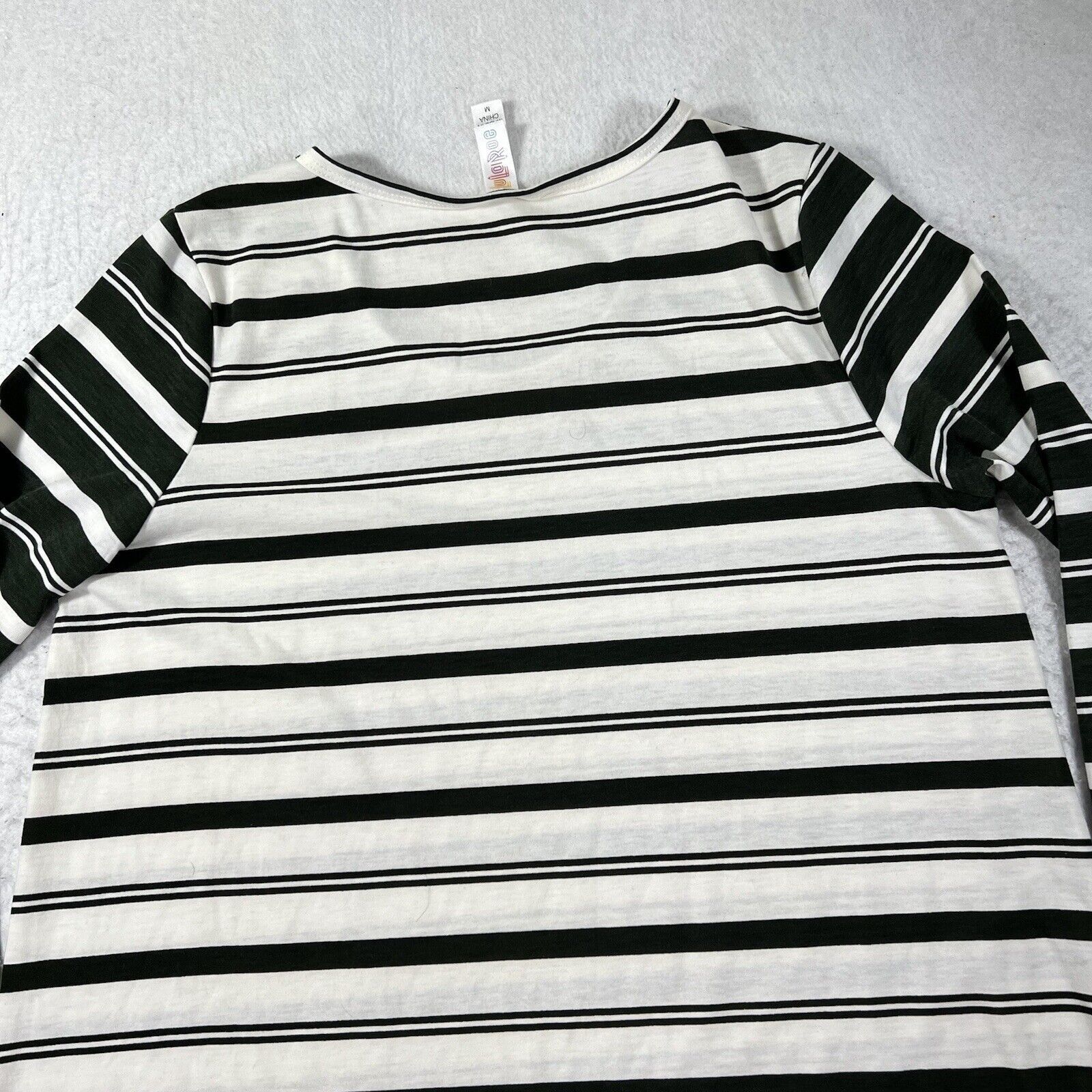 Other LuLaRoe Lynnae Green White Stripe Long Sleeve Pullover Top Size M / US 6-8 / IT 42-44 - 10 Thumbnail