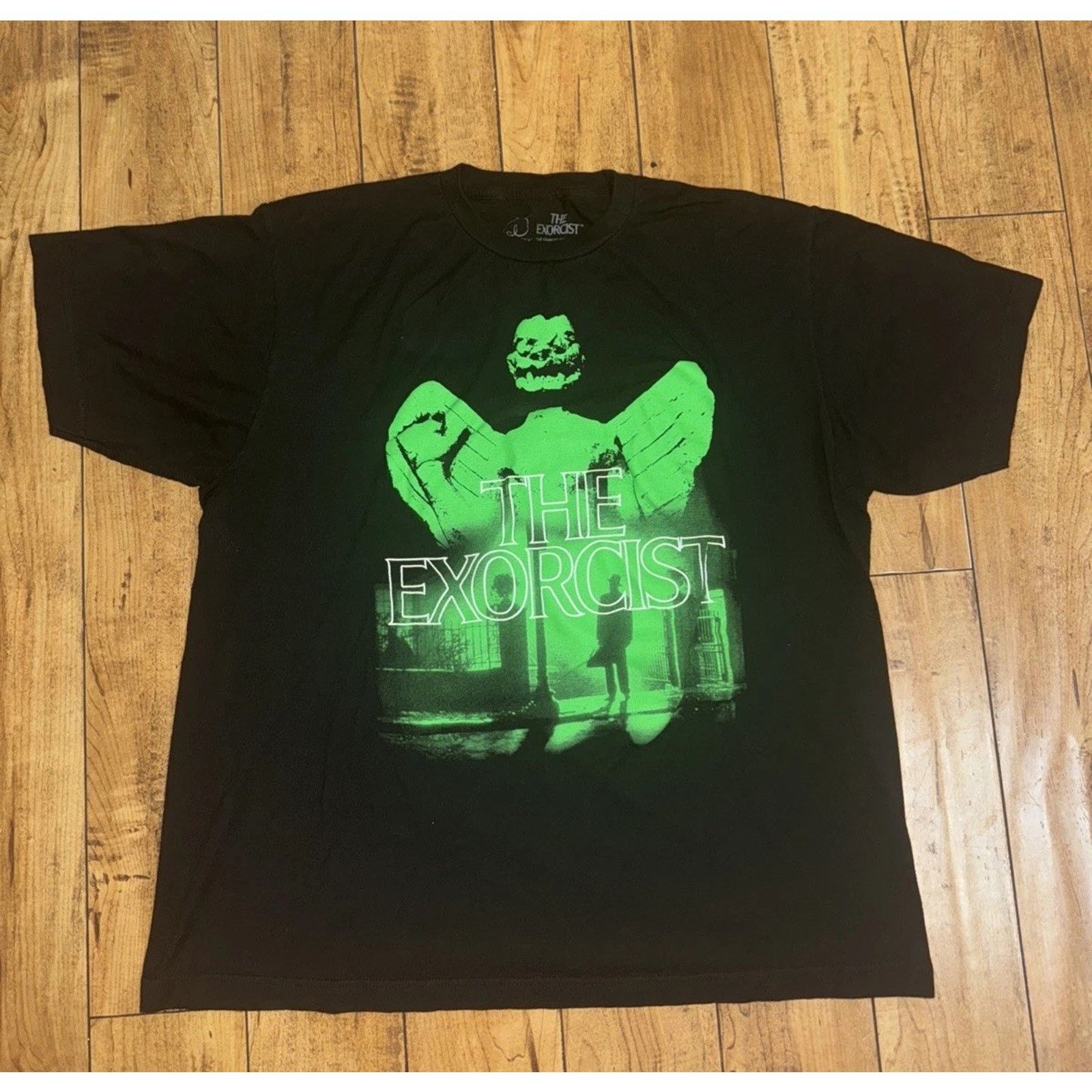 Band Tees The Exorcist T-Shirt Black XL 23x27 Size US XL / EU 56 / 4 - 1 Thumbnail