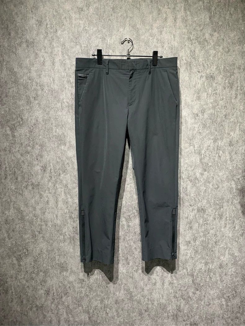 Prada Prada Dark zipper casual trousers 2501-Nextarrow Size US 34 / EU 50 - 1 Thumbnail