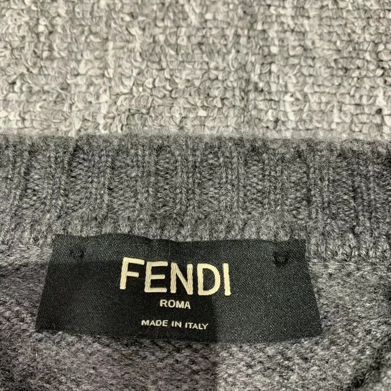 Fendi Fendi Gray Logo Knit Sweater Size 48 Size US L / EU 52-54 / 3 - 7 Thumbnail
