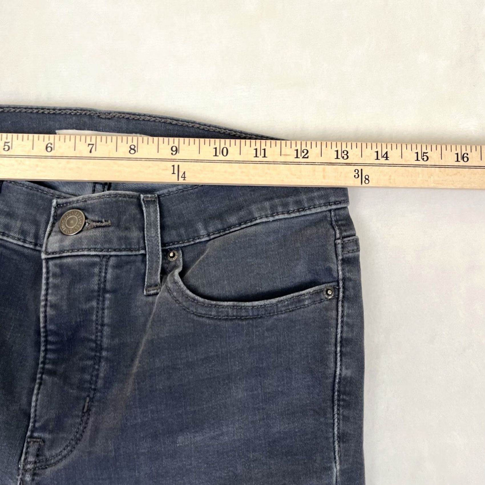Levi's Levi's 311 Shaping Skinny Mid-Rise Jeans Womens 26x30 Black Charcoal Stretch Jeans Ladies Slim, Regular, 5-Pocket, Zip Closure Size 26" / US 2 / IT 38 - 5 Thumbnail