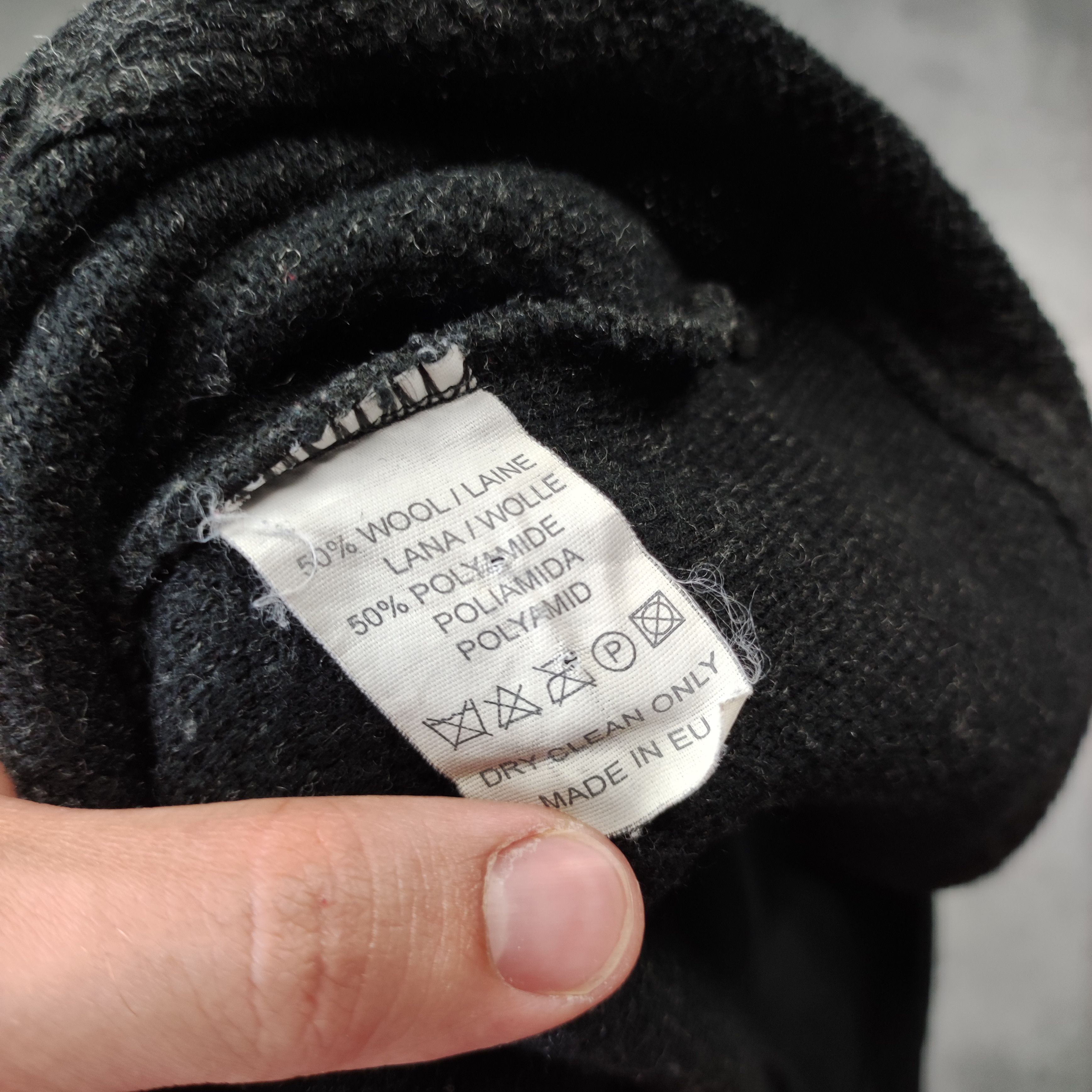 Yves Saint Laurent RARE YSL Yves Saint Laurent Wool Small Logo Zip Fleece Size US L / EU 52-54 / 3 - 8 Thumbnail