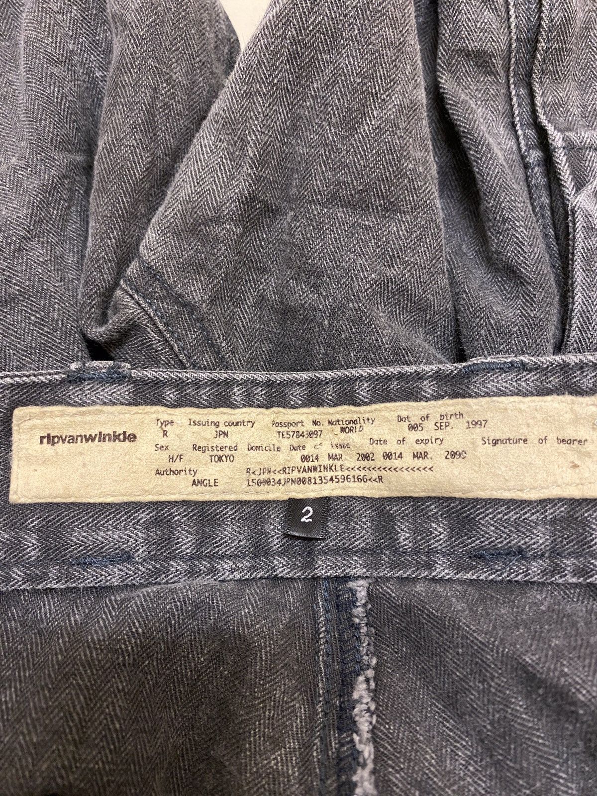 Japanese Brand × RIPVANWINKLE Vintage Y2K Rip Van Winkle Cargo Cropped Pants Size 29" - 9 Thumbnail