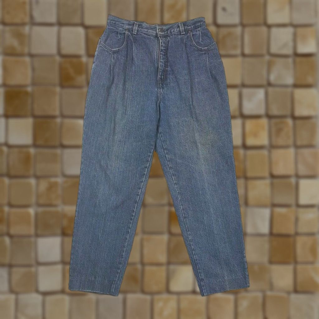 Levi's VINTAGE Levi's Pleated High Waist Mom Jeans 14 Blue Denin - 90s Retro Relaxed Tapered Regular Inseam 27.5" Women Size 36" / US 14 / IT 50 - 1 Thumbnail