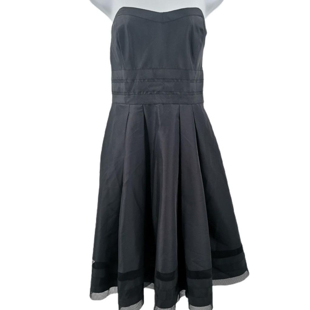 White House Black Market White House Black Market Strapless Dress with Black Mesh Size M / US 6-8 / IT 42-44 - 1 Thumbnail