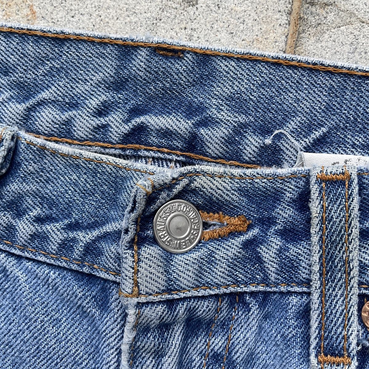 Levi's Vintage Distressed 90s Levi’s 550 Made In USA Denim Pants Size US 33 - 8 Thumbnail