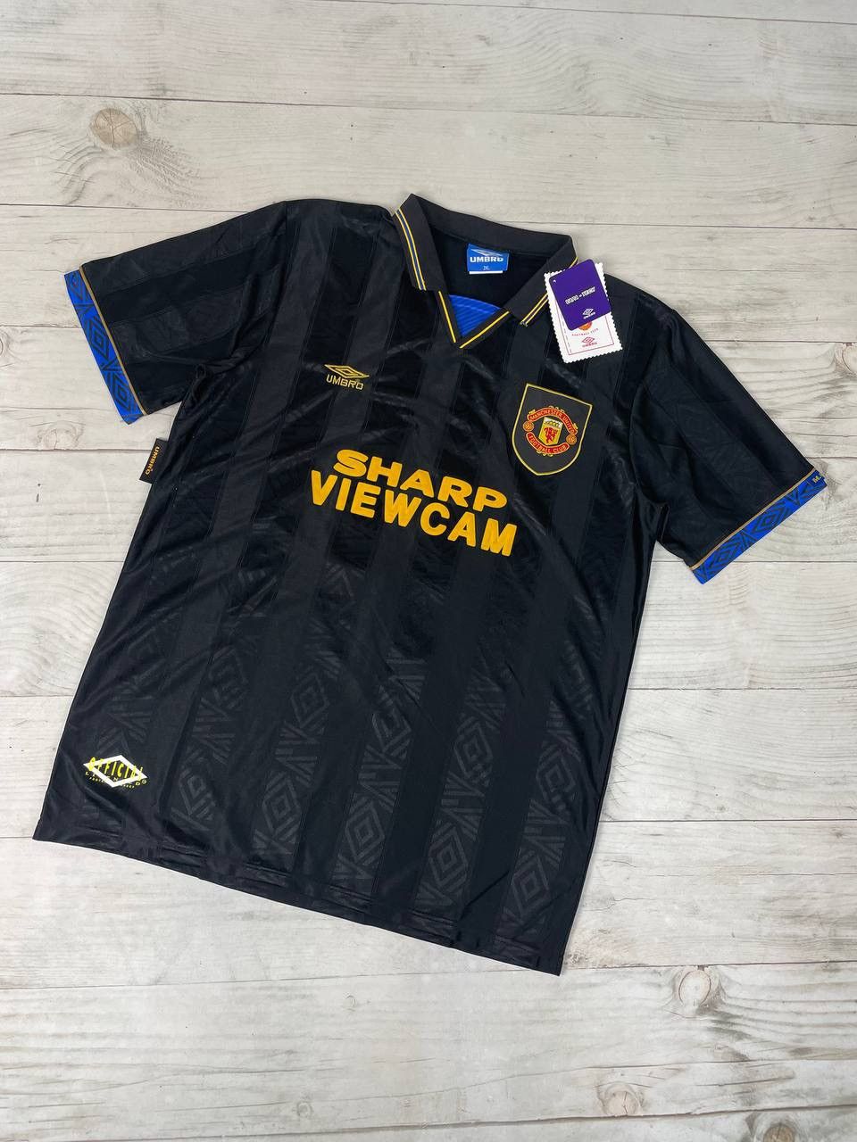 Umbro Manchester United 1993 1995 Berbatov #9 Retro Shirt Jersey Size US XL / EU 56 / 4 - 1 Thumbnail