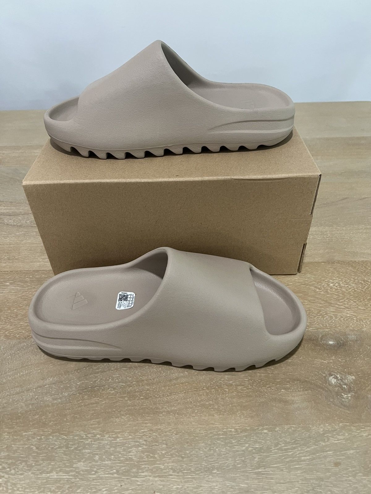 Yeezy Yeezy Slide - Pure Size US 9 / EU 42 - 4 Thumbnail