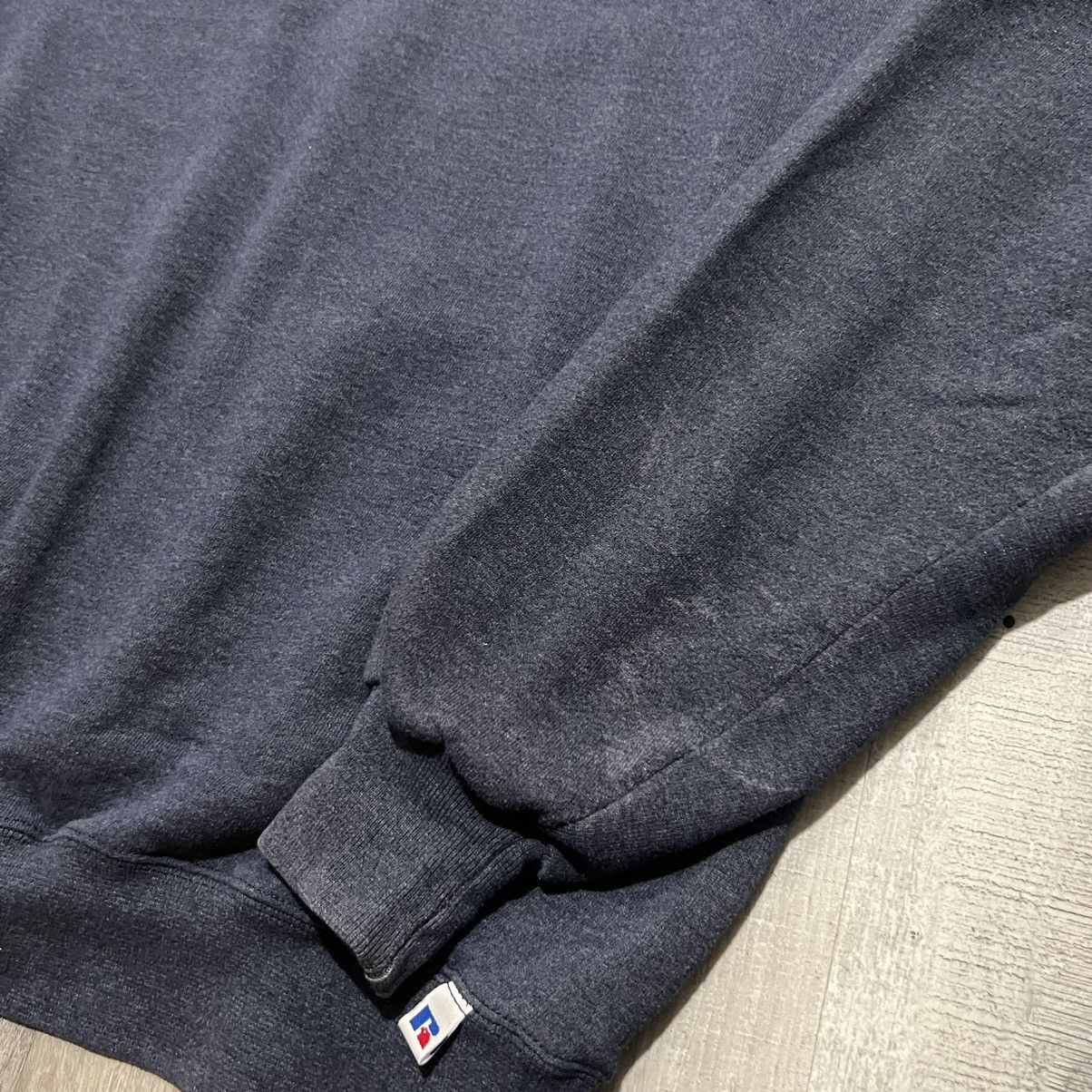Russell Athletic × Vintage VTG Russell Athletic Blank Blue Y2K Crewneck Sweatshirt Size US L / EU 52-54 / 3 - 2 Thumbnail