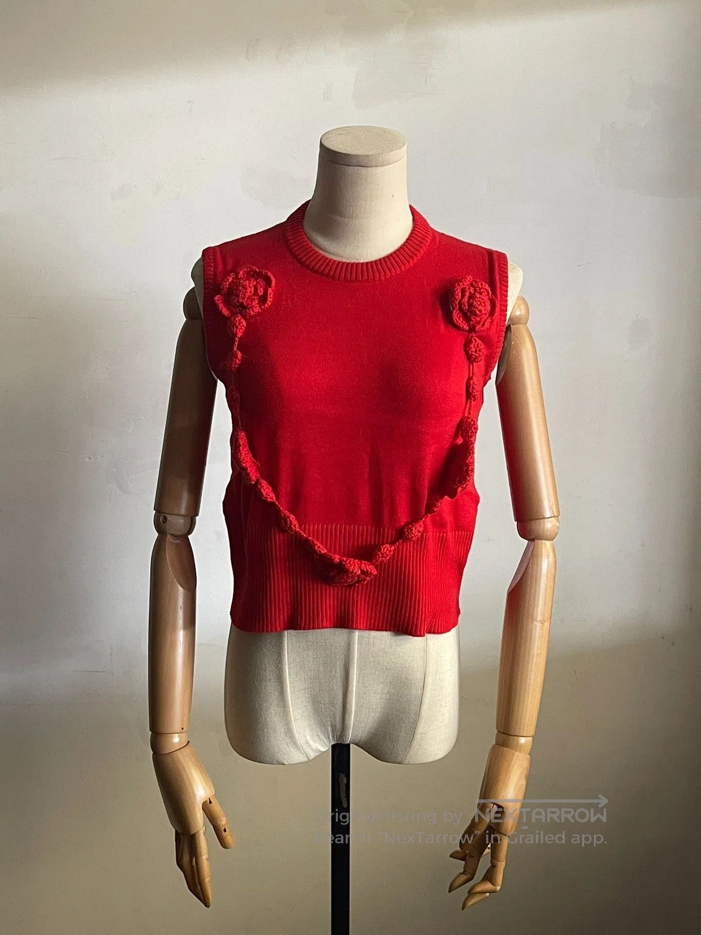 Dirk Van Saene Dirk Van Saene Floral Knit Vest. Size S / US 4 / IT 40 - 3 Thumbnail