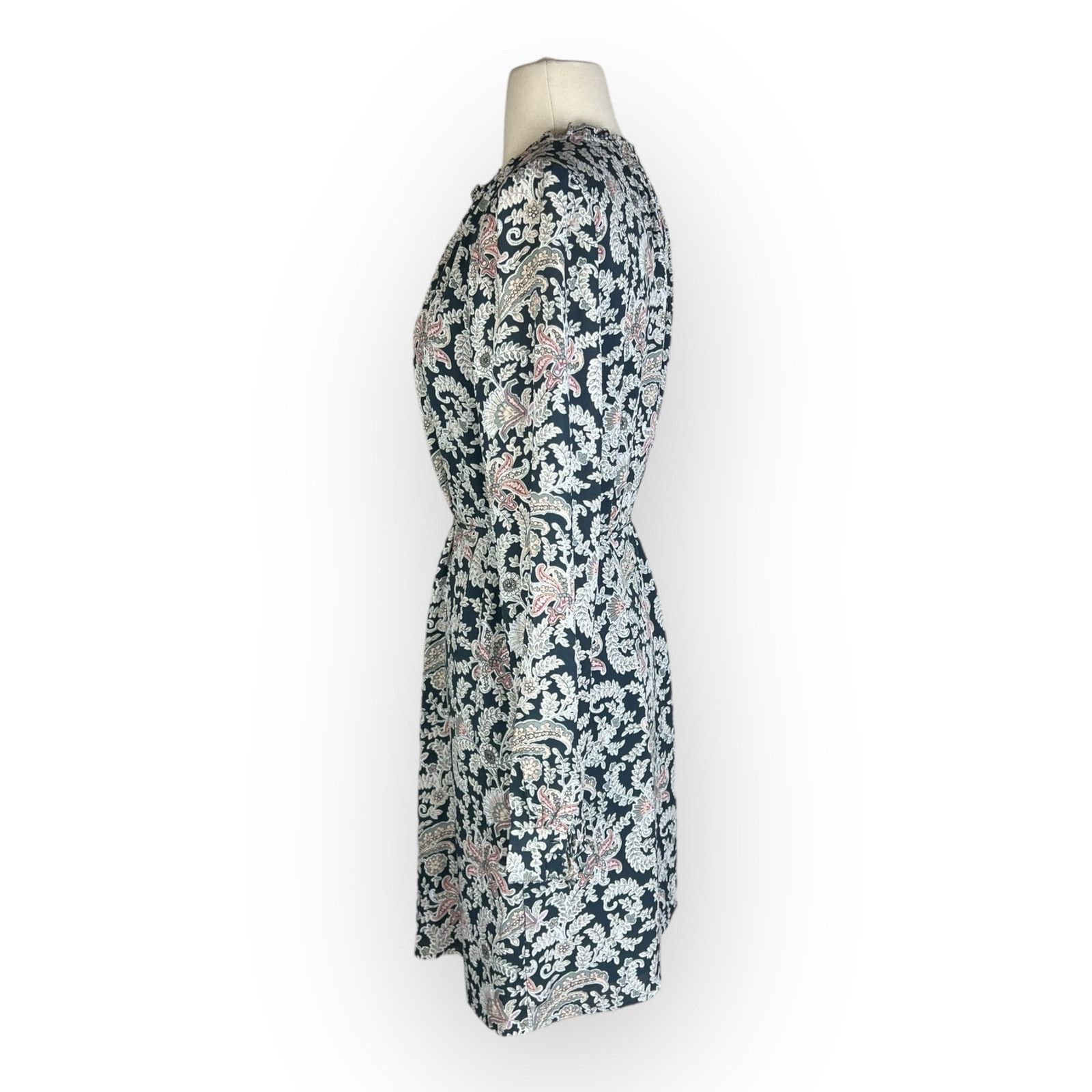 Ann Taylor LOFT Coastal Grey Vine Ruffle Trim Shift Dress -NWT Size S / US 4 / IT 40 - 6 Thumbnail